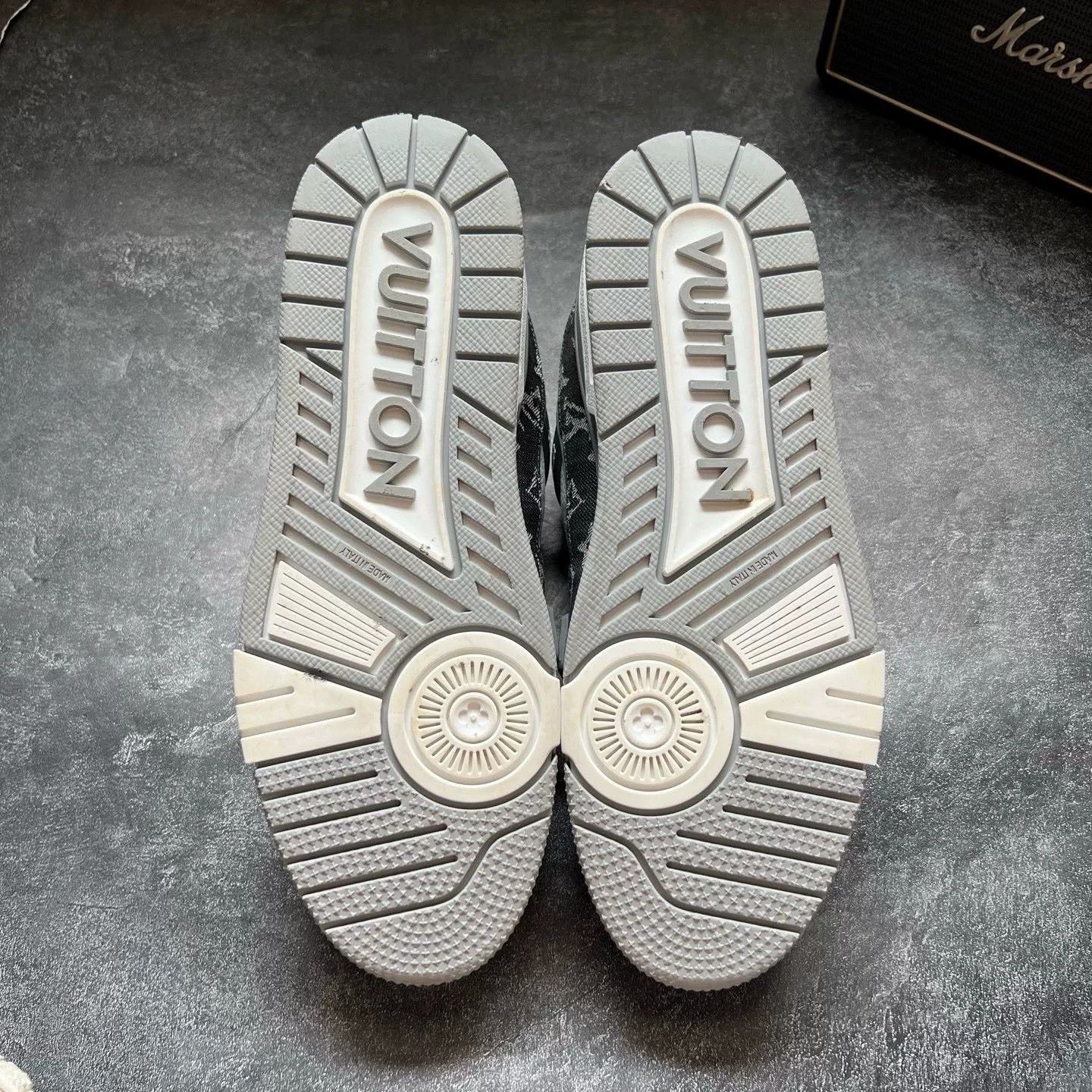 Louis Vuitton Louis Vuitton Training White Lowtop Sneakers 42 Men Size US 9 / EU 42 - 7 Thumbnail
