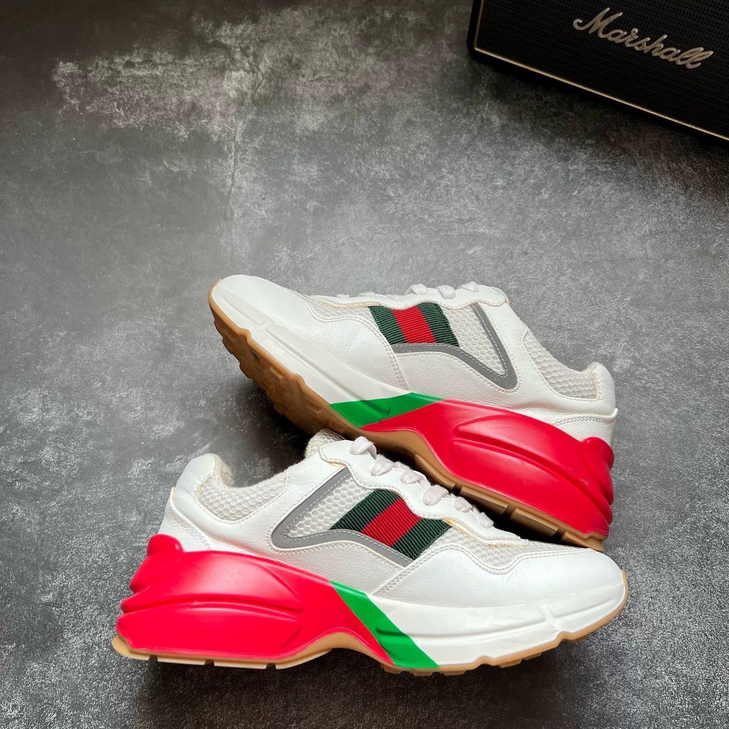 Gucci Gucci White Lowtop Sneakers 38 Women Size US 7.5 / IT 37.5 - 2 Thumbnail