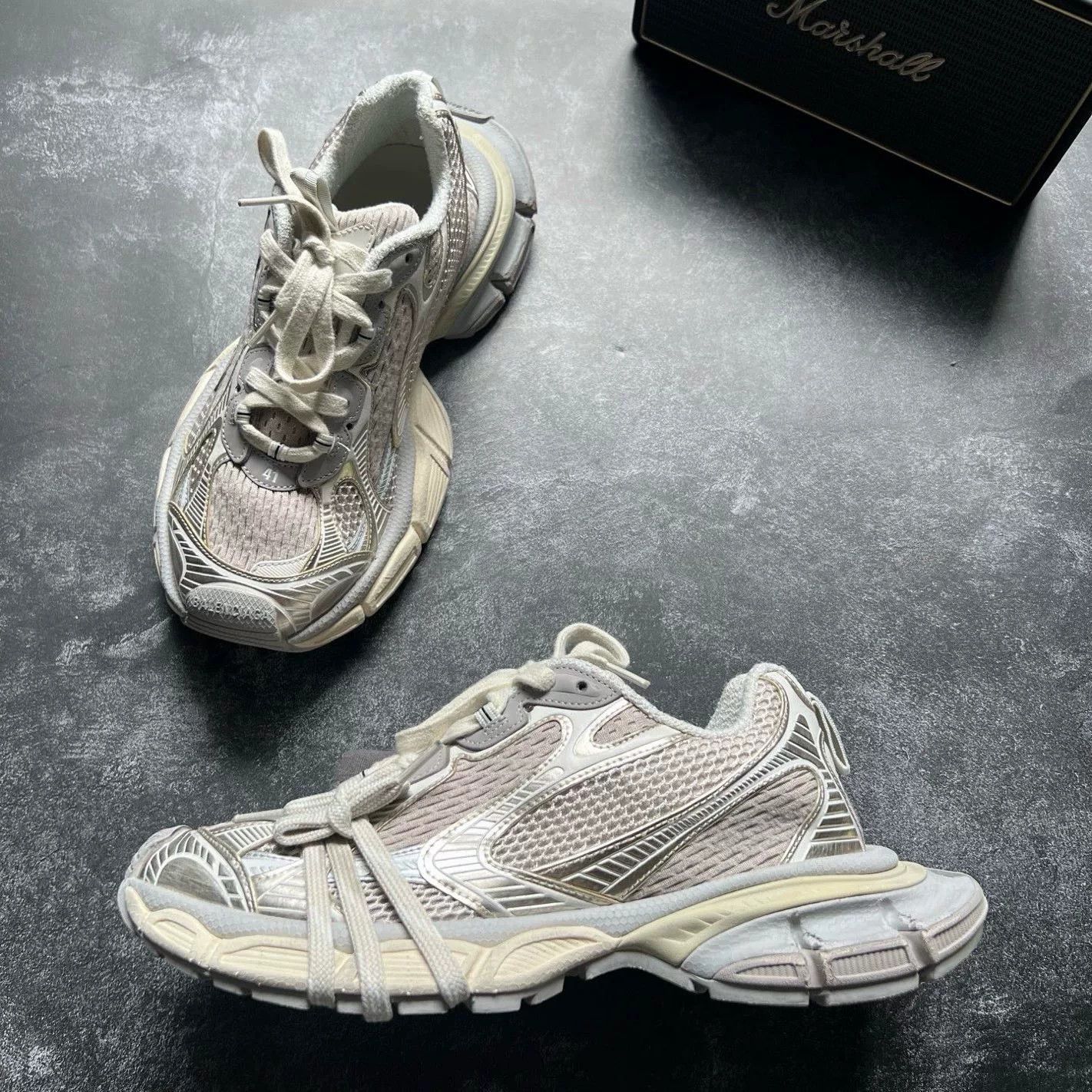 Balenciaga Balenciaga Beige Lowtop Sneakers XXXL Men Size US 10 / EU 43 - 4 Thumbnail