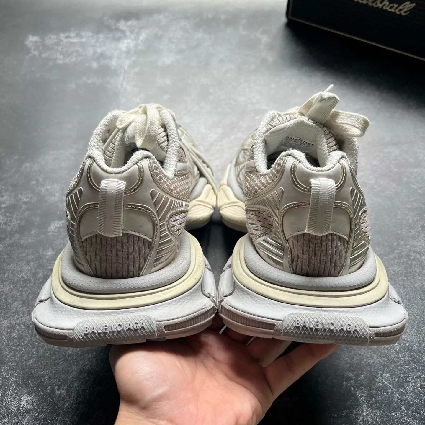 Balenciaga Balenciaga Beige Lowtop Sneakers XXXL Men Size US 10 / EU 43 - 6 Thumbnail