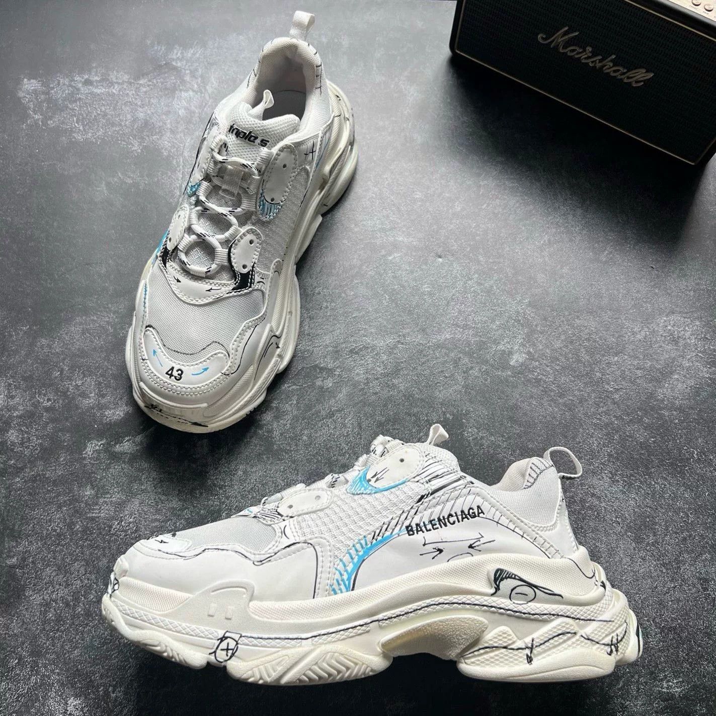 Balenciaga Balenciaga Graphic Lowtop Sneakers S Men Size US 10 / EU 43 - 4 Thumbnail