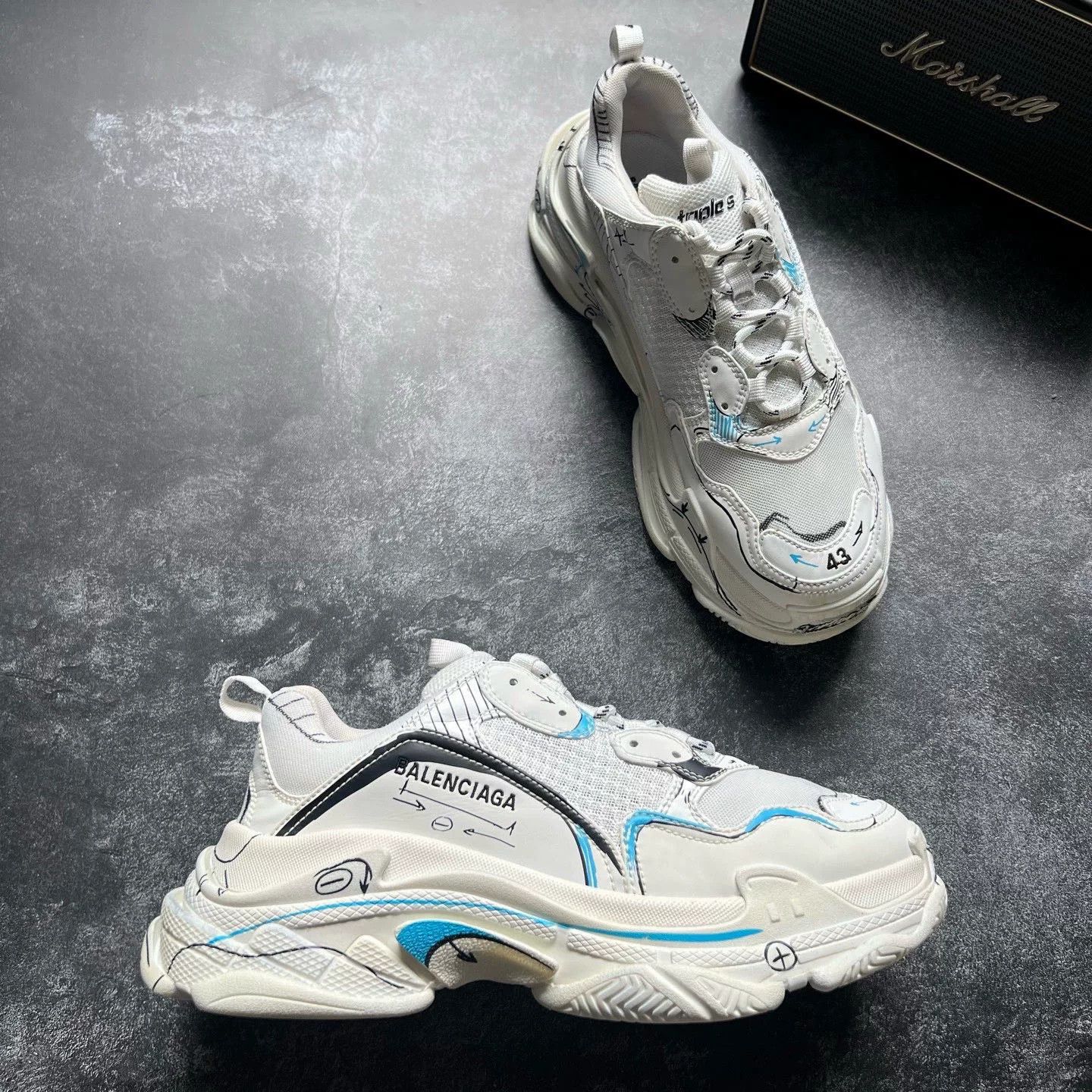 Balenciaga Balenciaga Graphic Lowtop Sneakers S Men Size US 10 / EU 43 - 5 Thumbnail
