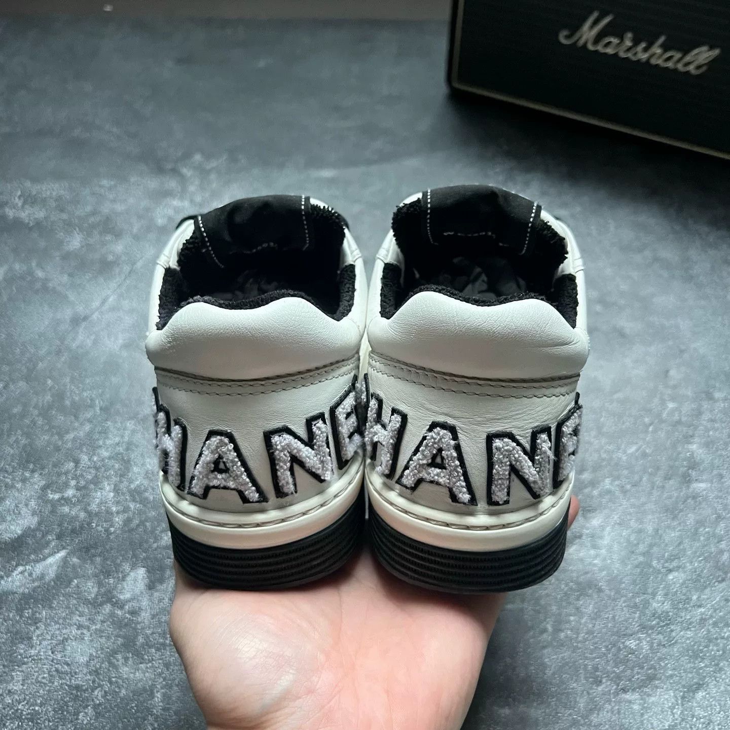 Chanel Chanel Black Lowtop Sneakers 35 Women Size US 5 / IT 35 - 6 Thumbnail
