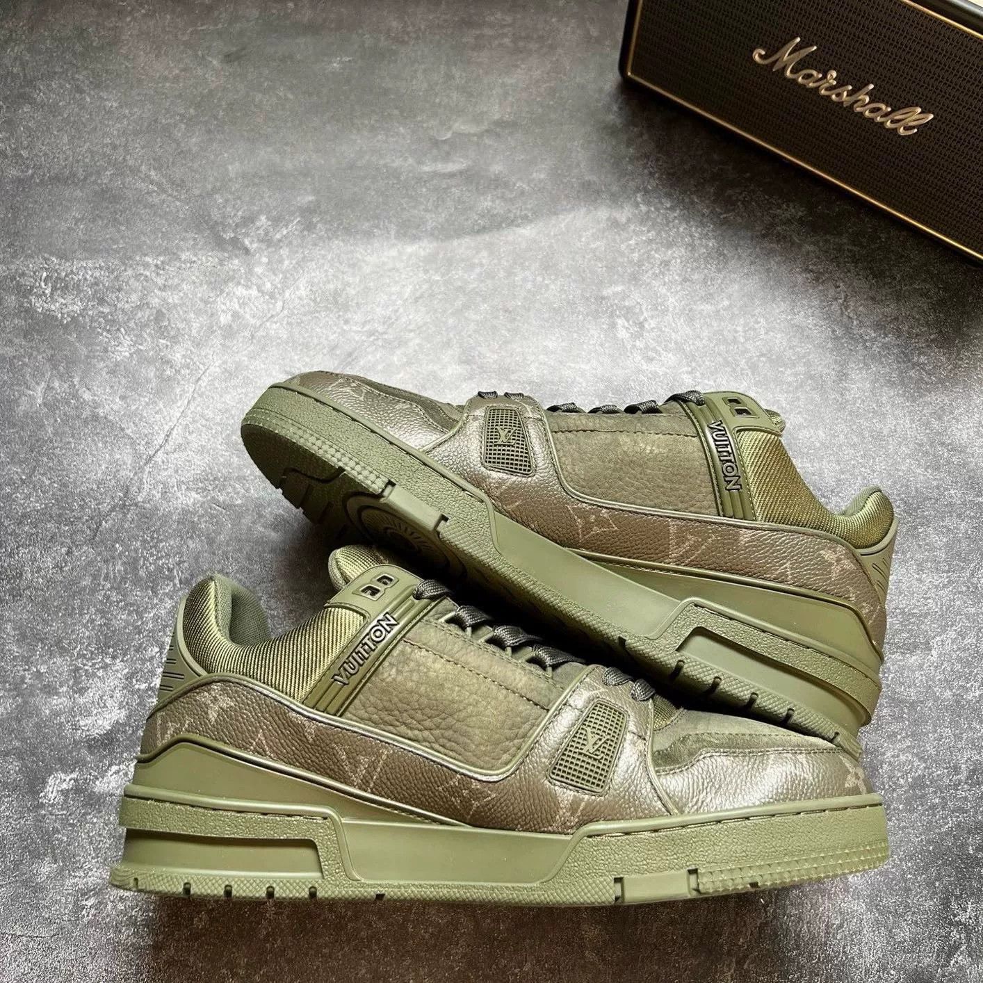Louis Vuitton Louis Vuitton Training Green Lowtop Sneakers 25 Men Size US 10 / EU 43 - 2 Thumbnail