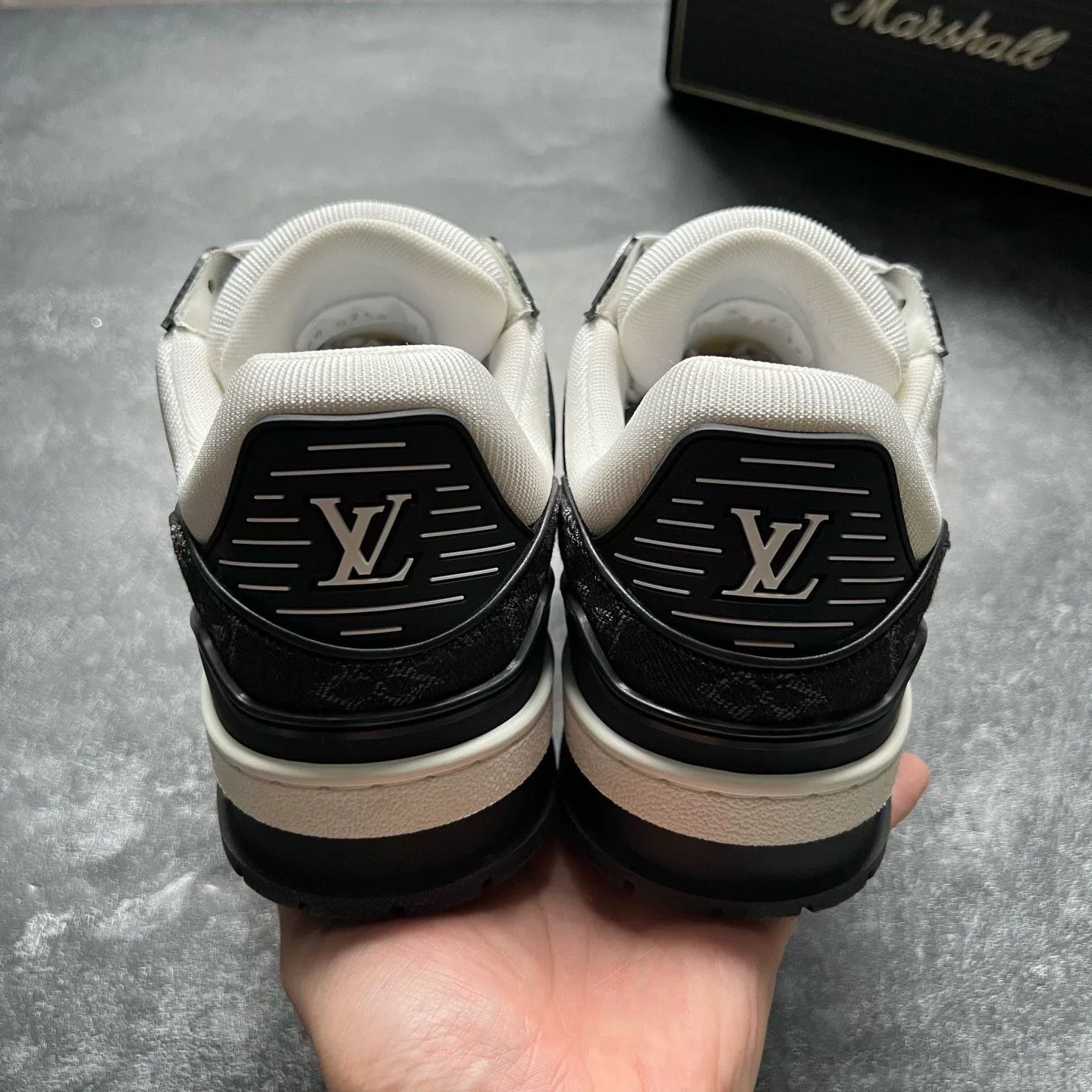 Louis Vuitton Louis Vuitton Training Black Lowtop Sneakers 39 Men Size US 6.5 / EU 39-40 - 6 Thumbnail