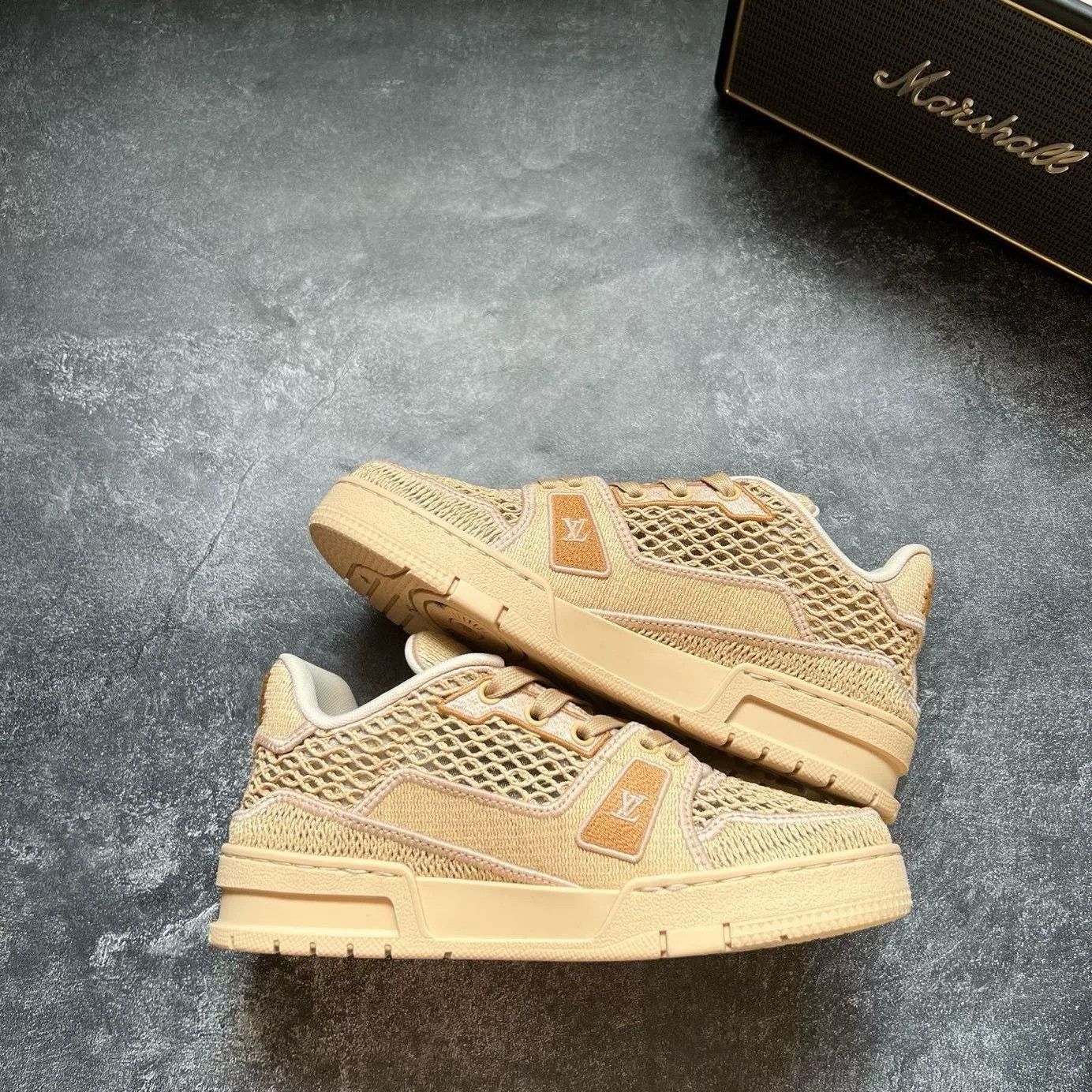 Louis Vuitton Louis Vuitton Training Beige Lowtop Sneakers 37 Men Size US 5 / EU 37 - 2 Thumbnail