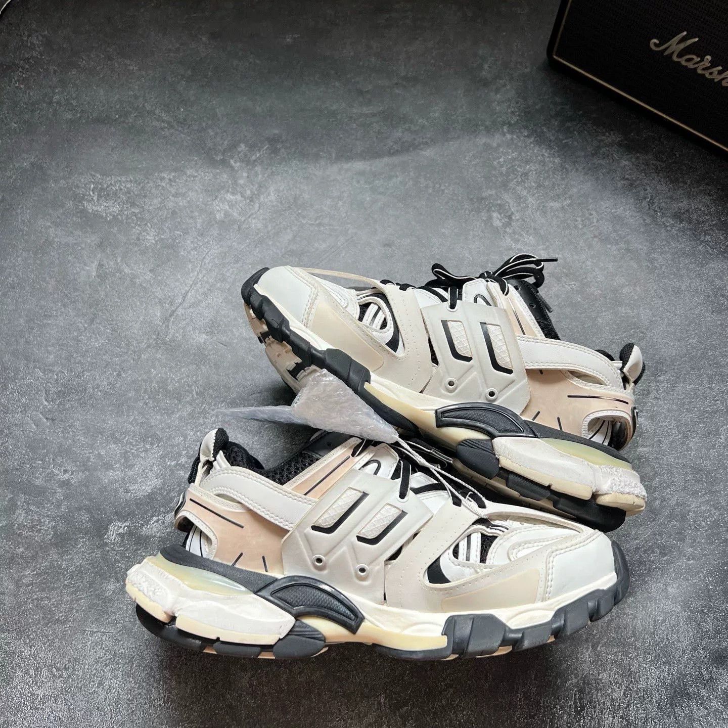 Balenciaga Balenciaga Multi Lowtop Sneakers 36 Women Size US 6 / IT 36 - 2 Thumbnail