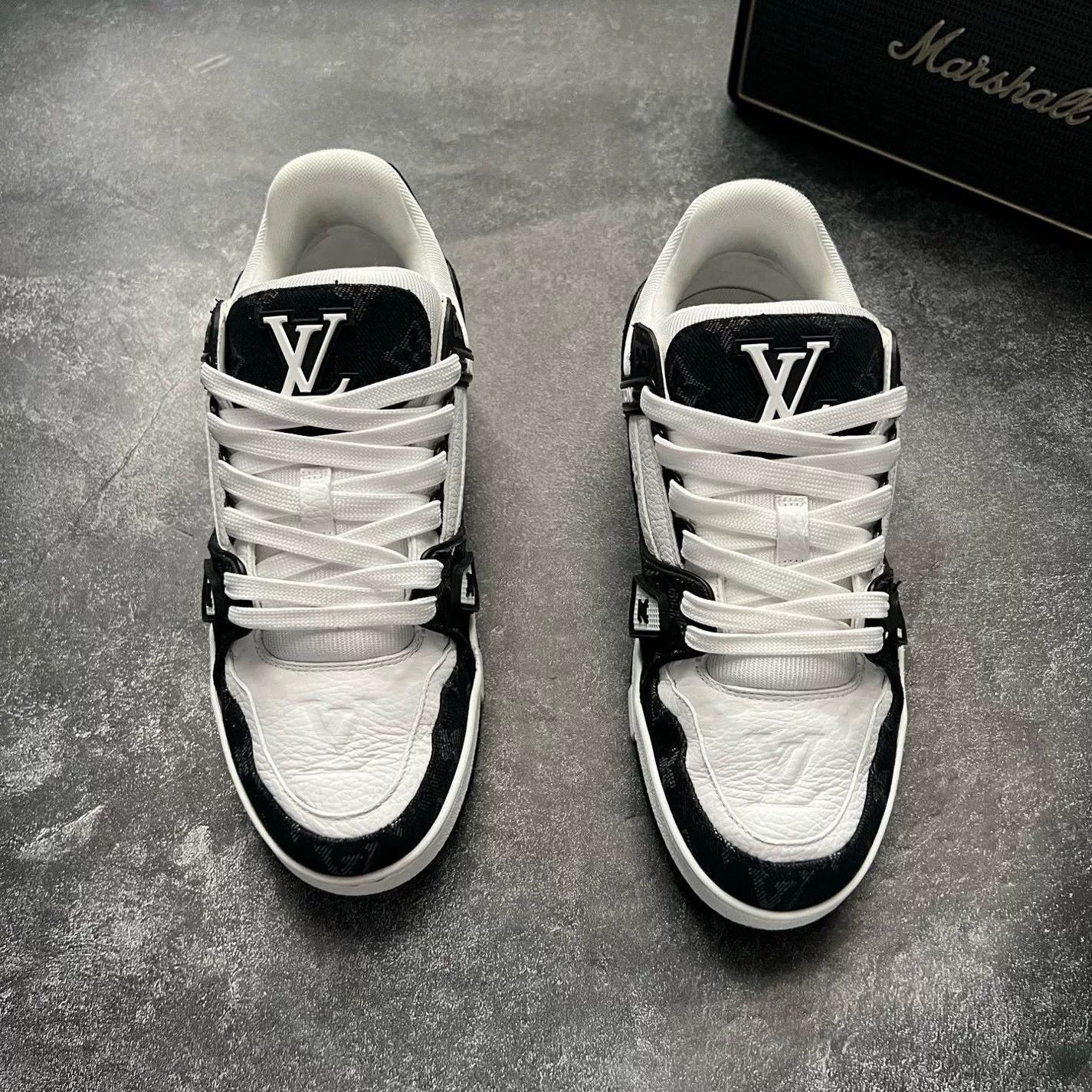 Louis Vuitton Louis Vuitton Training Black Lowtop Sneakers 39 Men Size US 6.5 / EU 39-40 - 3 Thumbnail