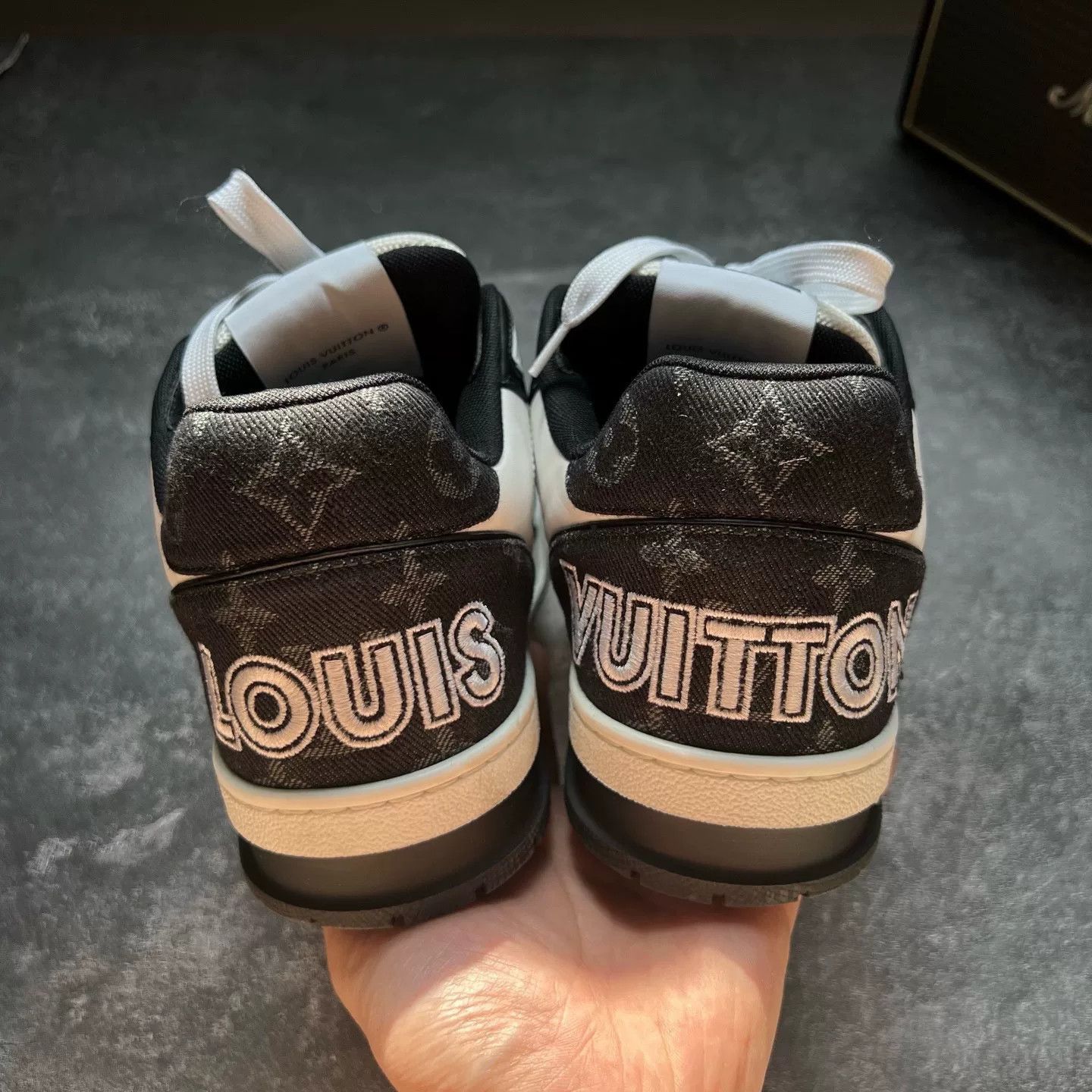 Louis Vuitton Louis Vuitton Training Black Lowtop Sneakers 39 Men Size US 6.5 / EU 39-40 - 6 Thumbnail