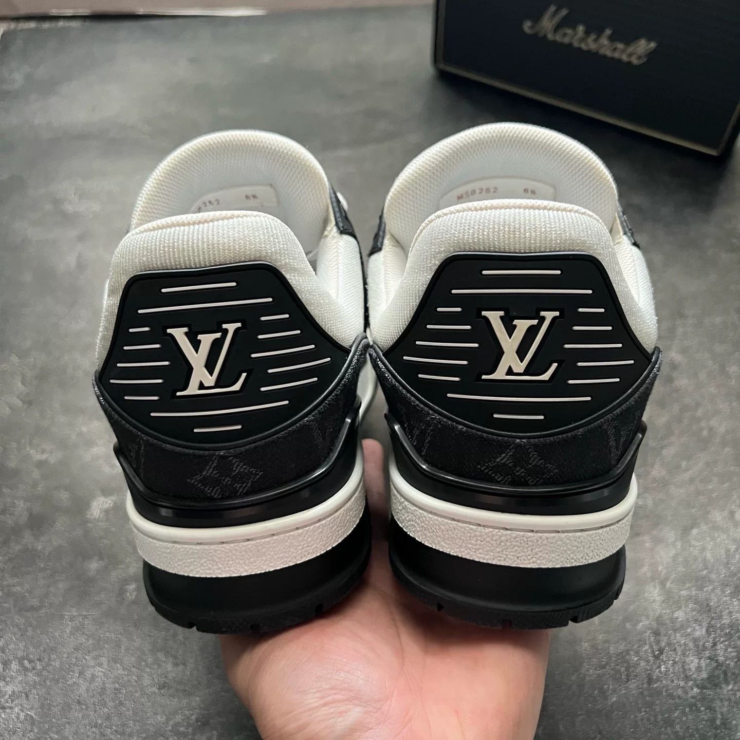 Louis Vuitton Louis Vuitton Training Black Lowtop Sneakers 42 Men Size US 9 / EU 42 - 6 Thumbnail