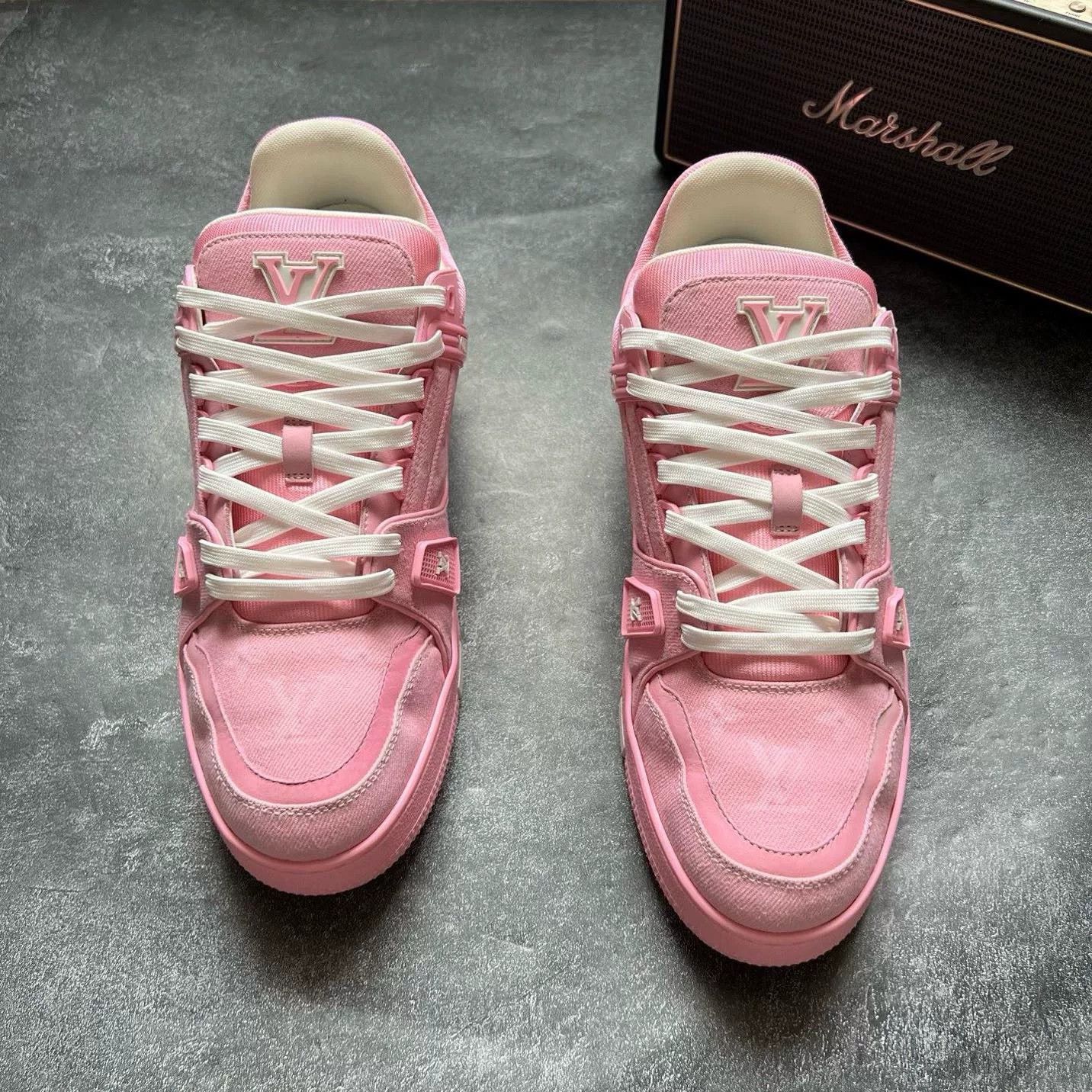 Louis Vuitton Louis Vuitton Training Pink Lowtop Sneakers 9 Men Size US 9 / EU 42 - 3 Thumbnail