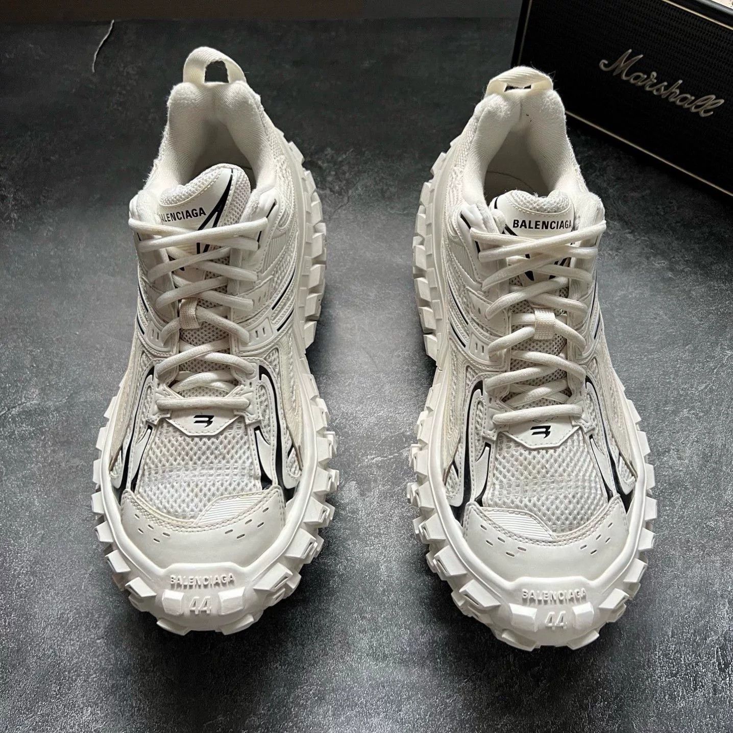 Balenciaga Balenciaga White Lowtop Sneakers 44 Men Size US 10.5 / EU 43-44 - 3 Thumbnail