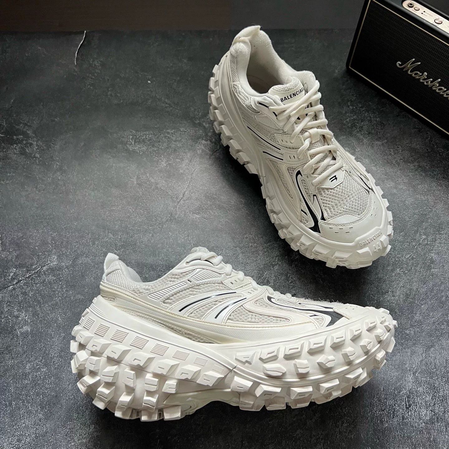 Balenciaga Balenciaga White Lowtop Sneakers 44 Men Size US 10.5 / EU 43-44 - 5 Thumbnail