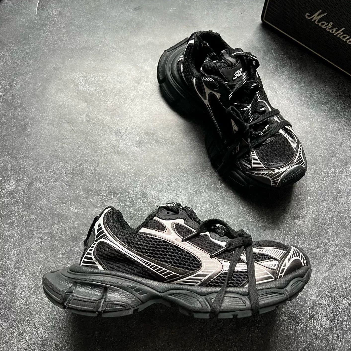 Balenciaga Balenciaga Silver Lowtop Sneakers XXXL Women Size US 8 / IT 38 - 4 Thumbnail