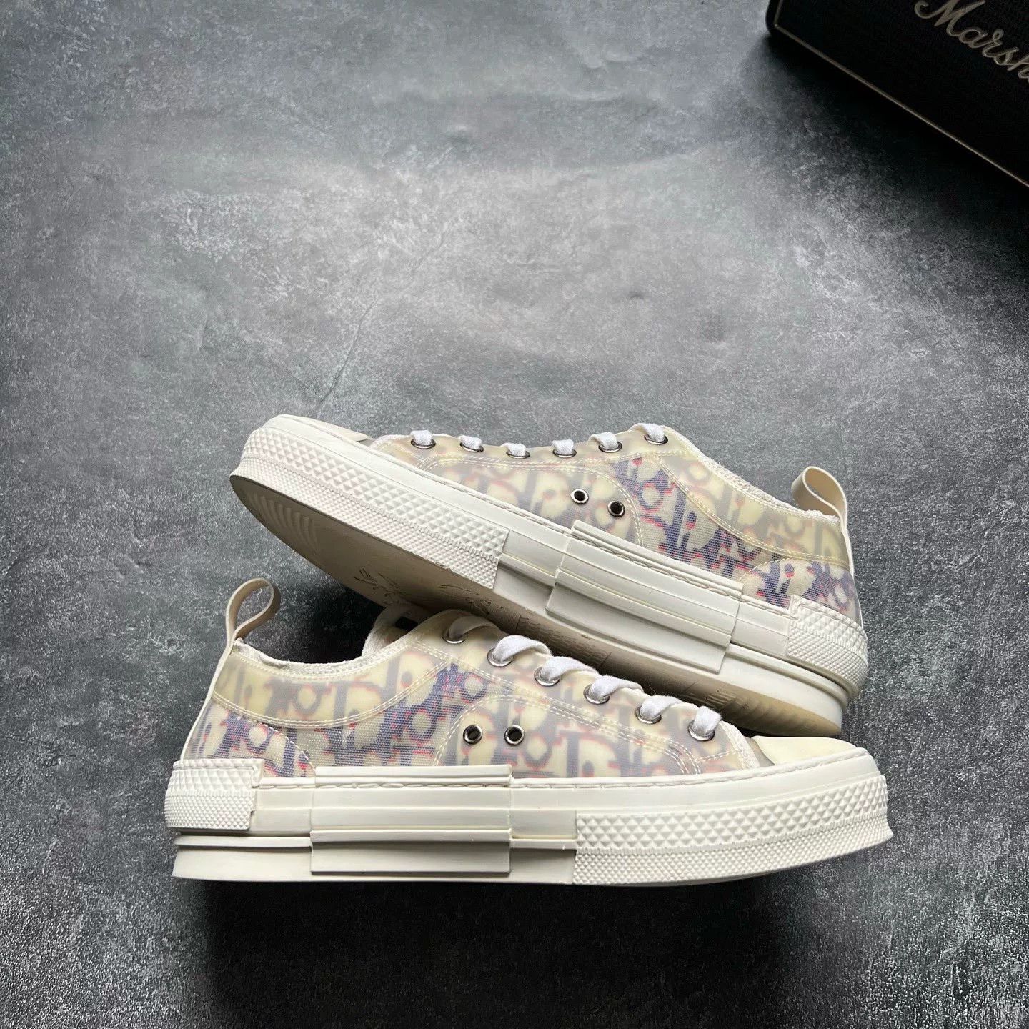 Dior Dior Blue Lowtop Sneakers 23 Women Size US 8 / IT 38 - 2 Thumbnail