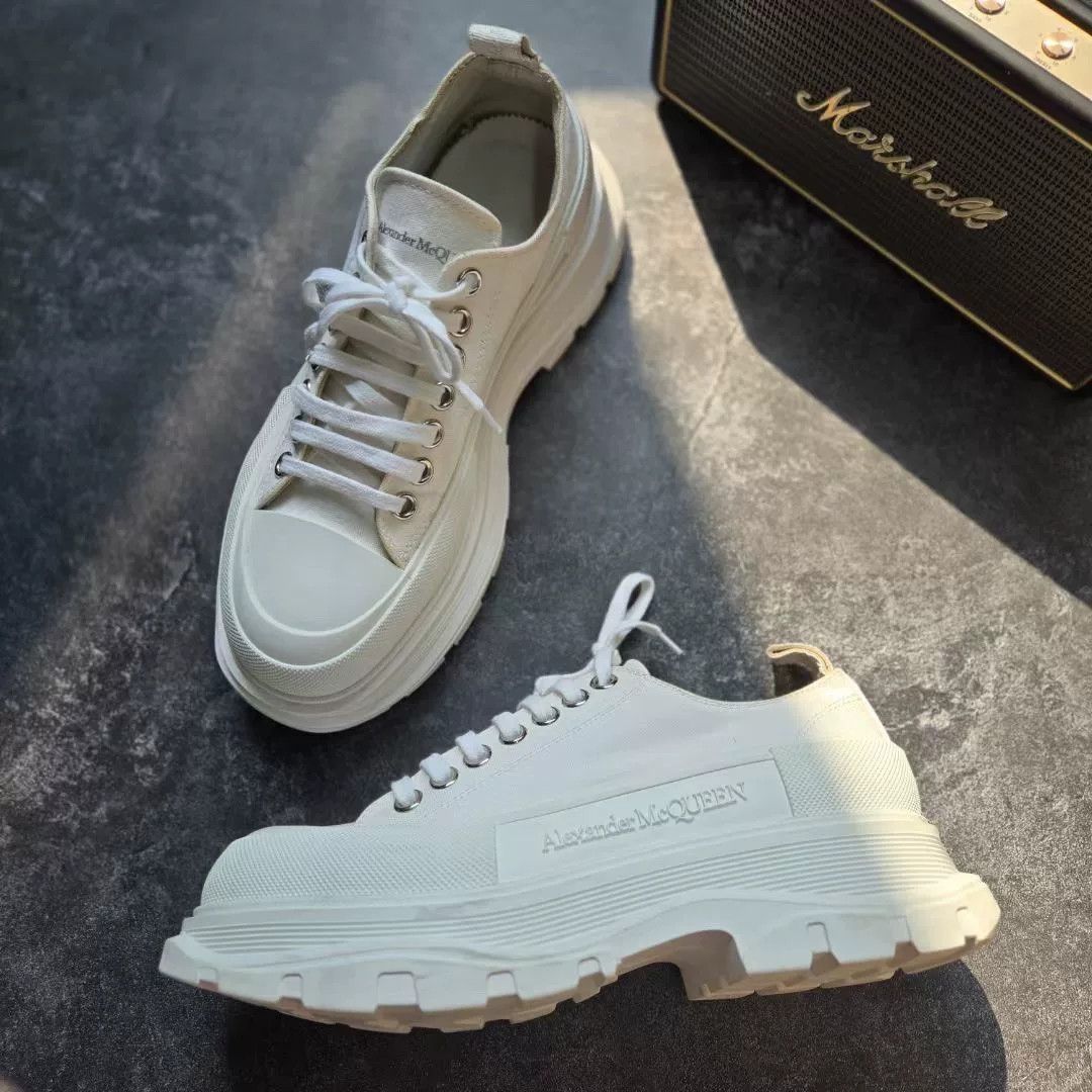 Alexander McQueen Alexander McQueen White Lowtop Sneakers 40 Men Size US 7.5 / EU 40-41 - 4 Thumbnail