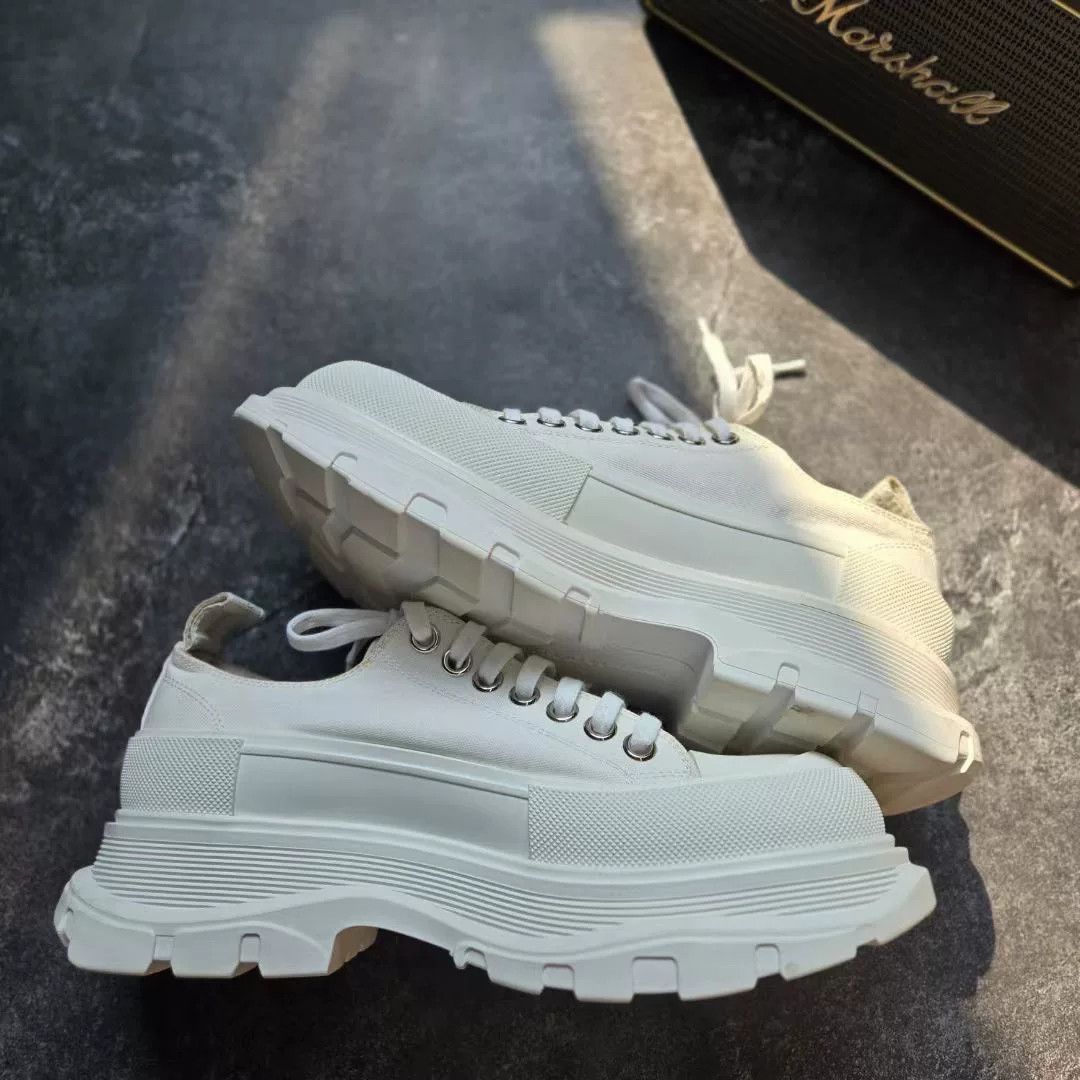 Alexander McQueen Alexander McQueen White Lowtop Sneakers 40 Men Size US 7.5 / EU 40-41 - 2 Thumbnail