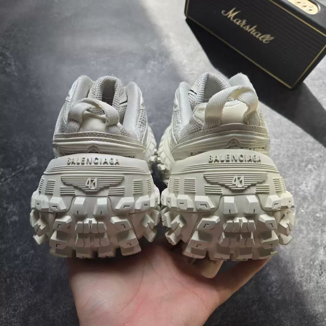 Balenciaga Balenciaga White Lowtop Sneakers 41 Men Size US 8.5 / EU 41-42 - 6 Thumbnail