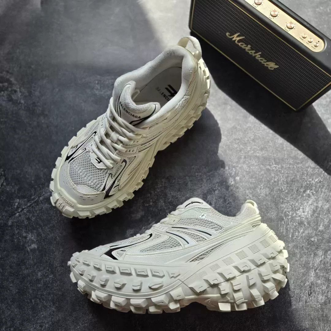 Balenciaga Balenciaga White Lowtop Sneakers 41 Men Size US 8.5 / EU 41-42 - 4 Thumbnail