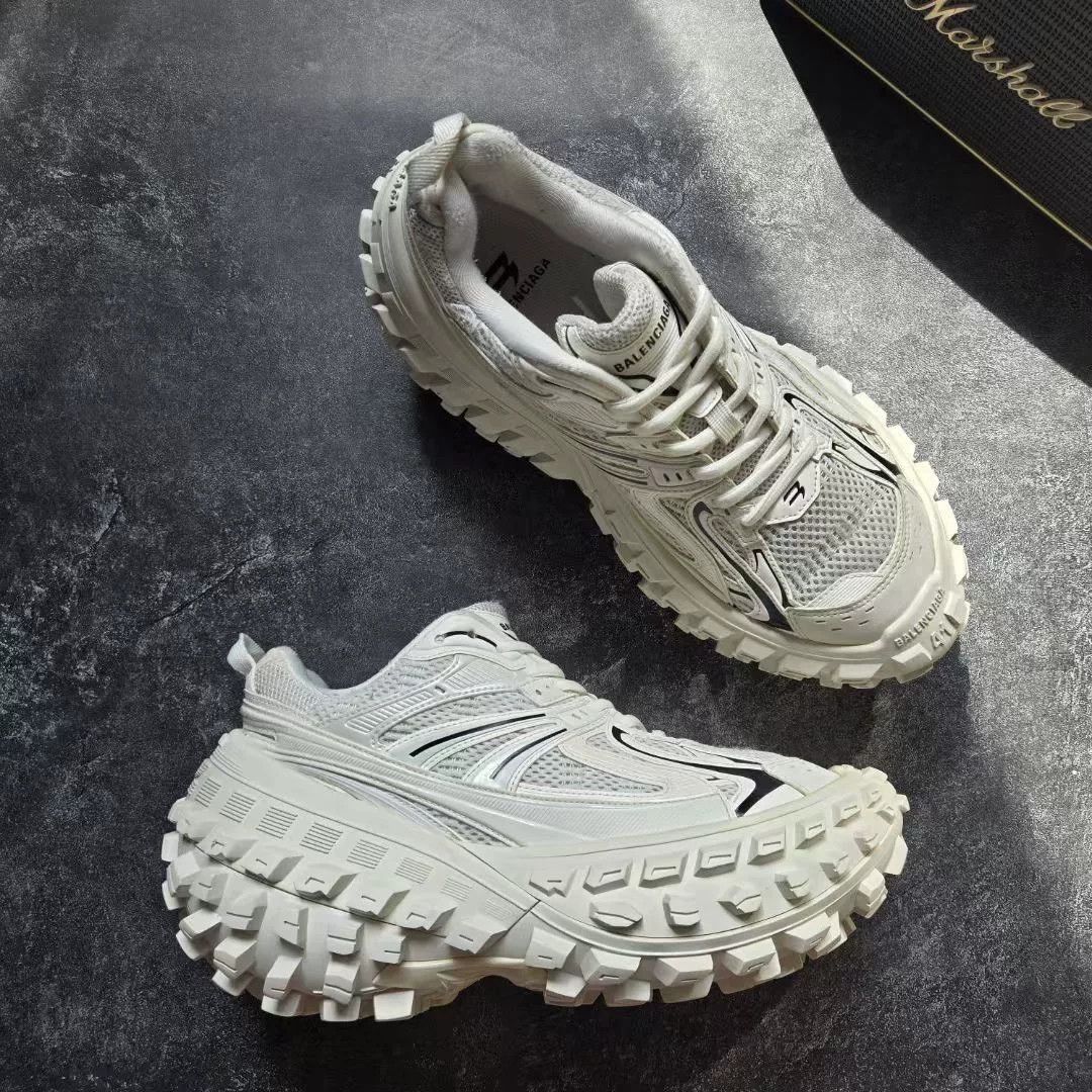 Balenciaga Balenciaga White Lowtop Sneakers 41 Men Size US 8.5 / EU 41-42 - 5 Thumbnail