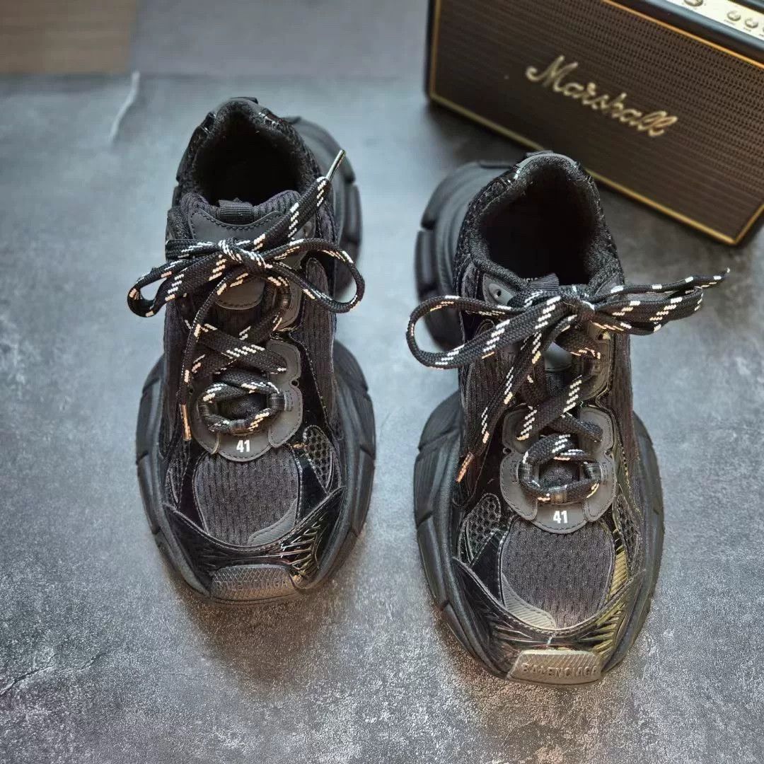 Balenciaga Balenciaga Black Lowtop Sneakers XXXL Men Size US 10 / EU 43 - 3 Thumbnail