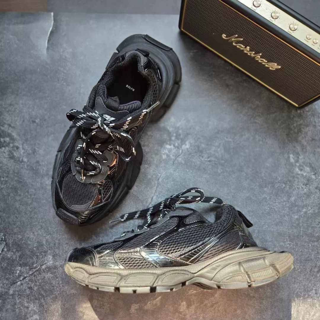 Balenciaga Balenciaga Black Lowtop Sneakers XXXL Men Size US 10 / EU 43 - 4 Thumbnail