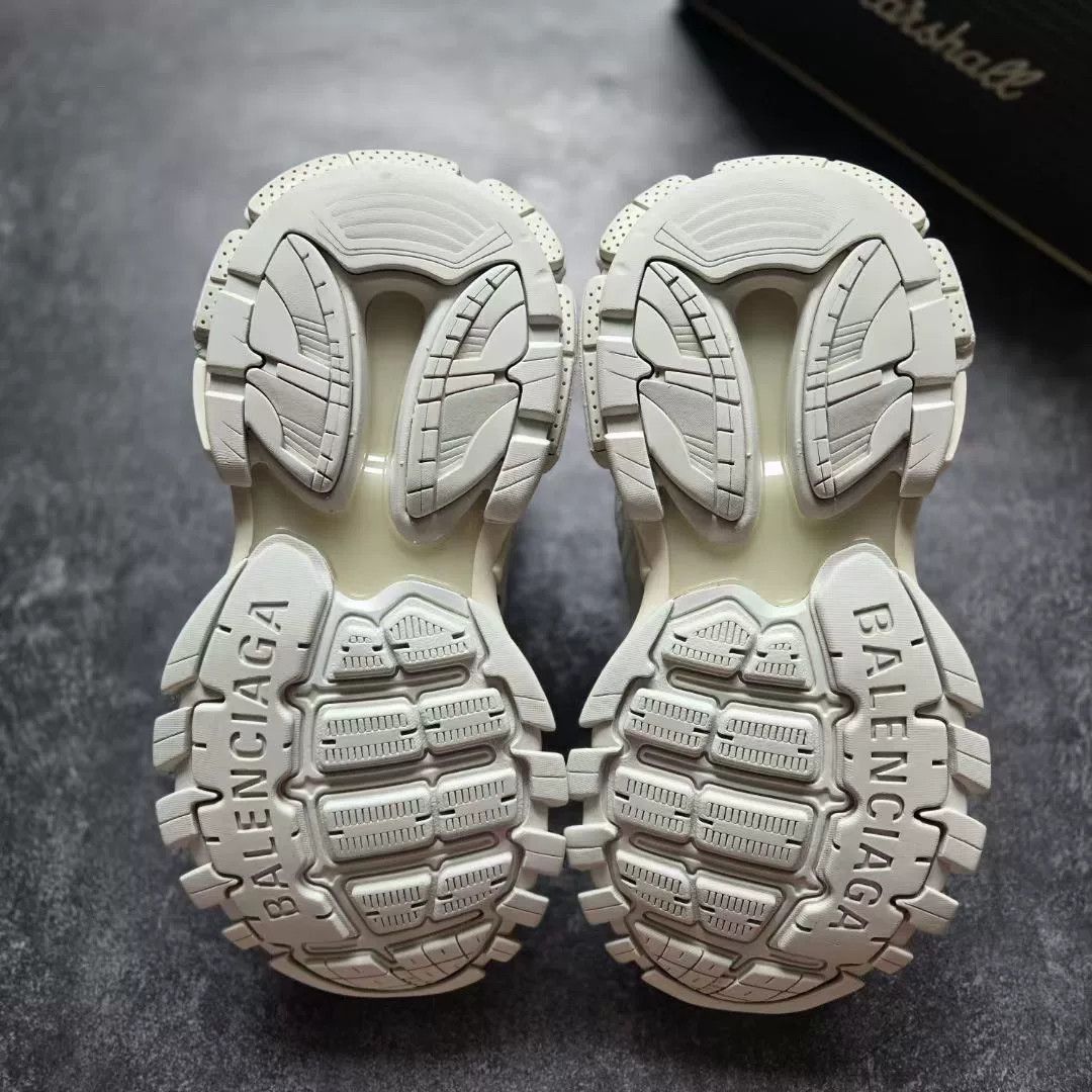Balenciaga Balenciaga White Lowtop Sneakers 36 Men Size US 5 / EU 37 - 7 Thumbnail