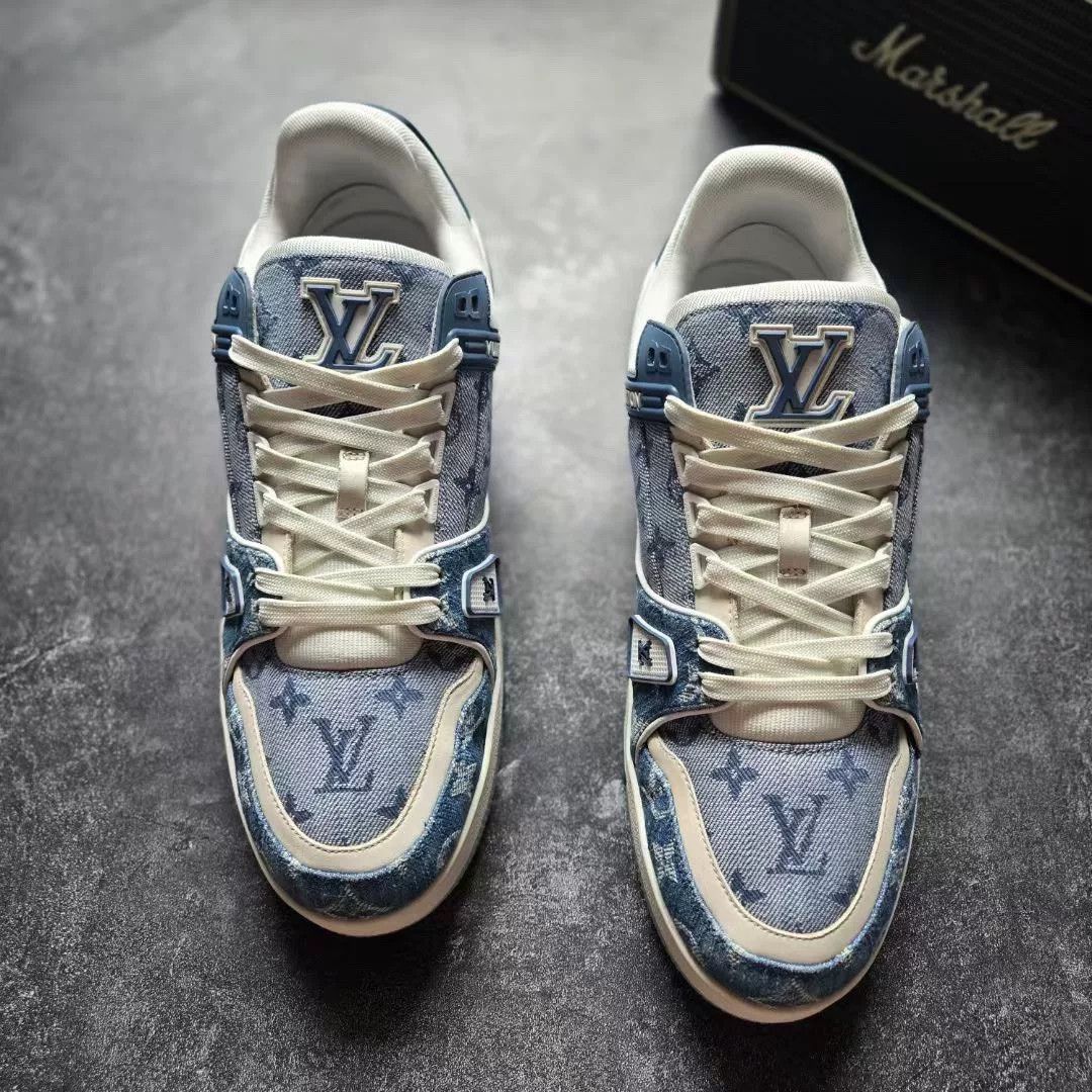 Louis Vuitton Louis Vuitton Training Blue Lowtop Sneakers 9 Men Size US 9 / EU 42 - 3 Thumbnail