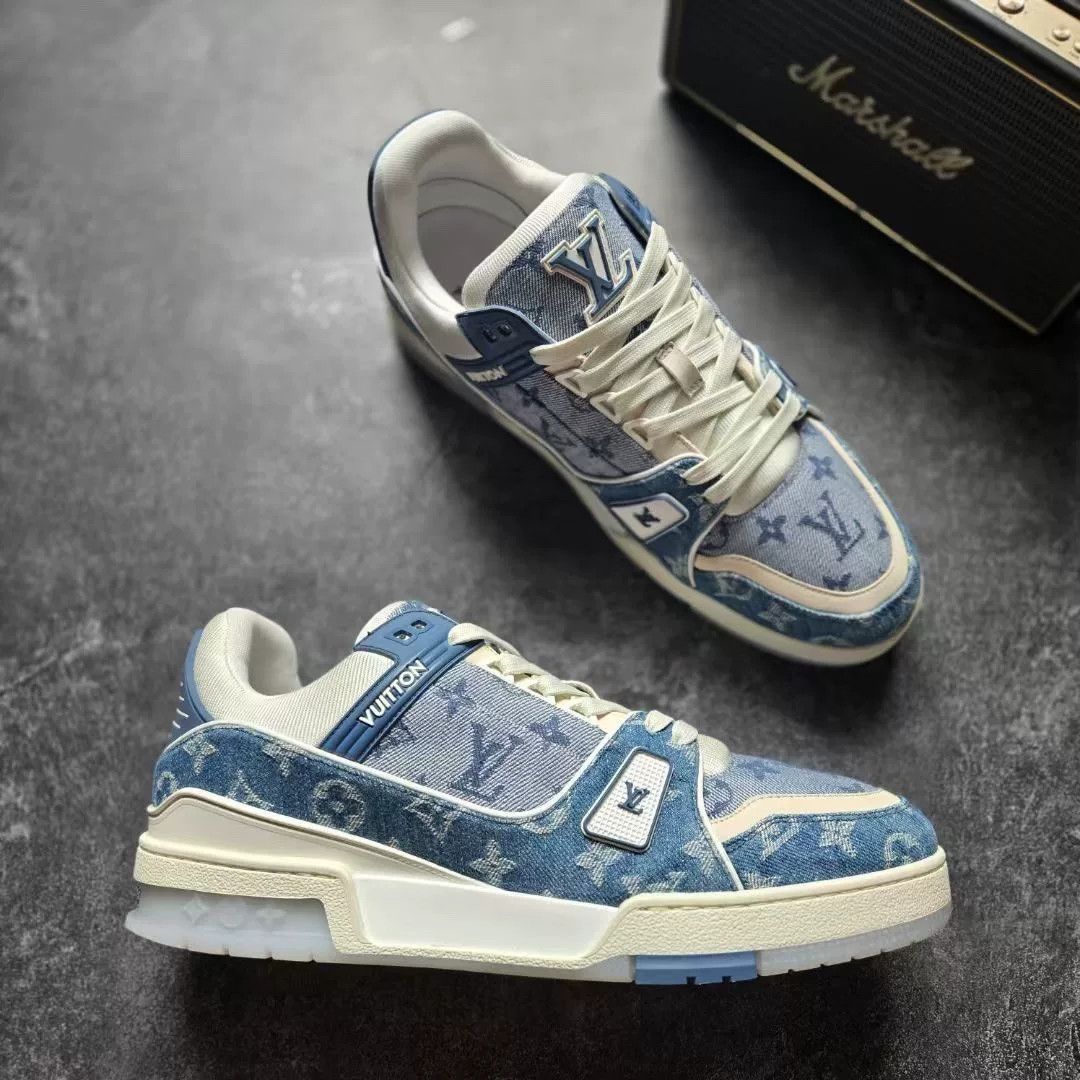 Louis Vuitton Louis Vuitton Training Blue Lowtop Sneakers 9 Men Size US 9 / EU 42 - 5 Thumbnail