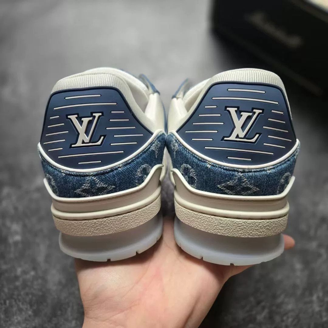 Louis Vuitton Louis Vuitton Training Blue Lowtop Sneakers 9 Men Size US 9 / EU 42 - 6 Thumbnail