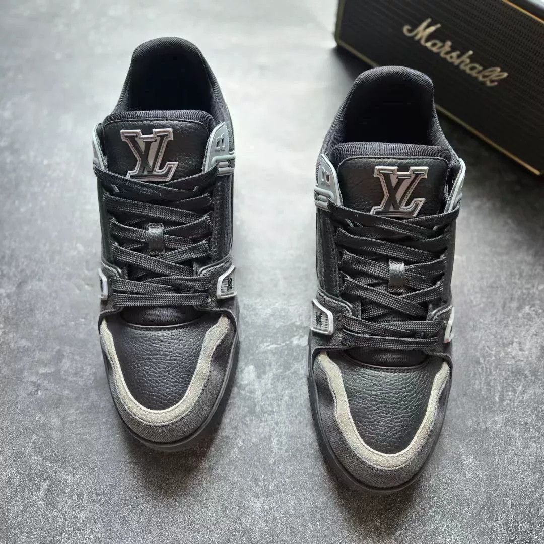 Louis Vuitton Louis Vuitton Training Gray Lowtop Sneakers 42 Men Size US 9 / EU 42 - 3 Thumbnail