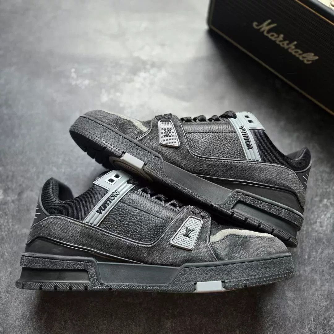 Louis Vuitton Louis Vuitton Training Gray Lowtop Sneakers 42 Men Size US 9 / EU 42 - 2 Thumbnail