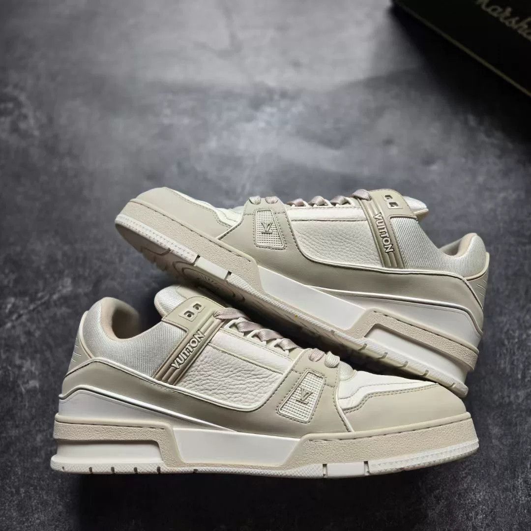Louis Vuitton Louis Vuitton Training Gray Lowtop Sneakers 9 Men Size US 9 / EU 42 - 2 Thumbnail