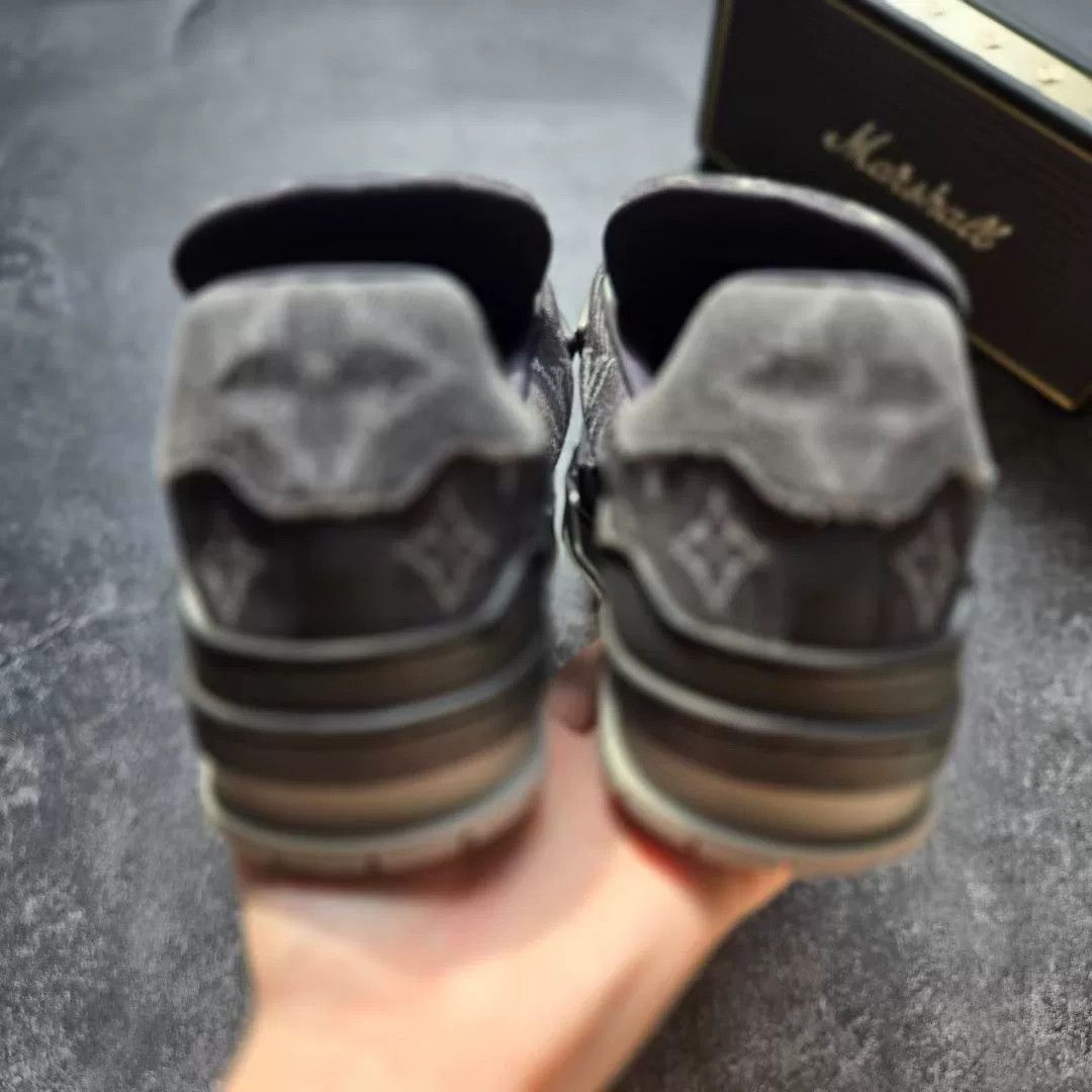 Louis Vuitton Louis Vuitton Training Gray Lowtop Sneakers 9 Men Size US 9 / EU 42 - 6 Thumbnail