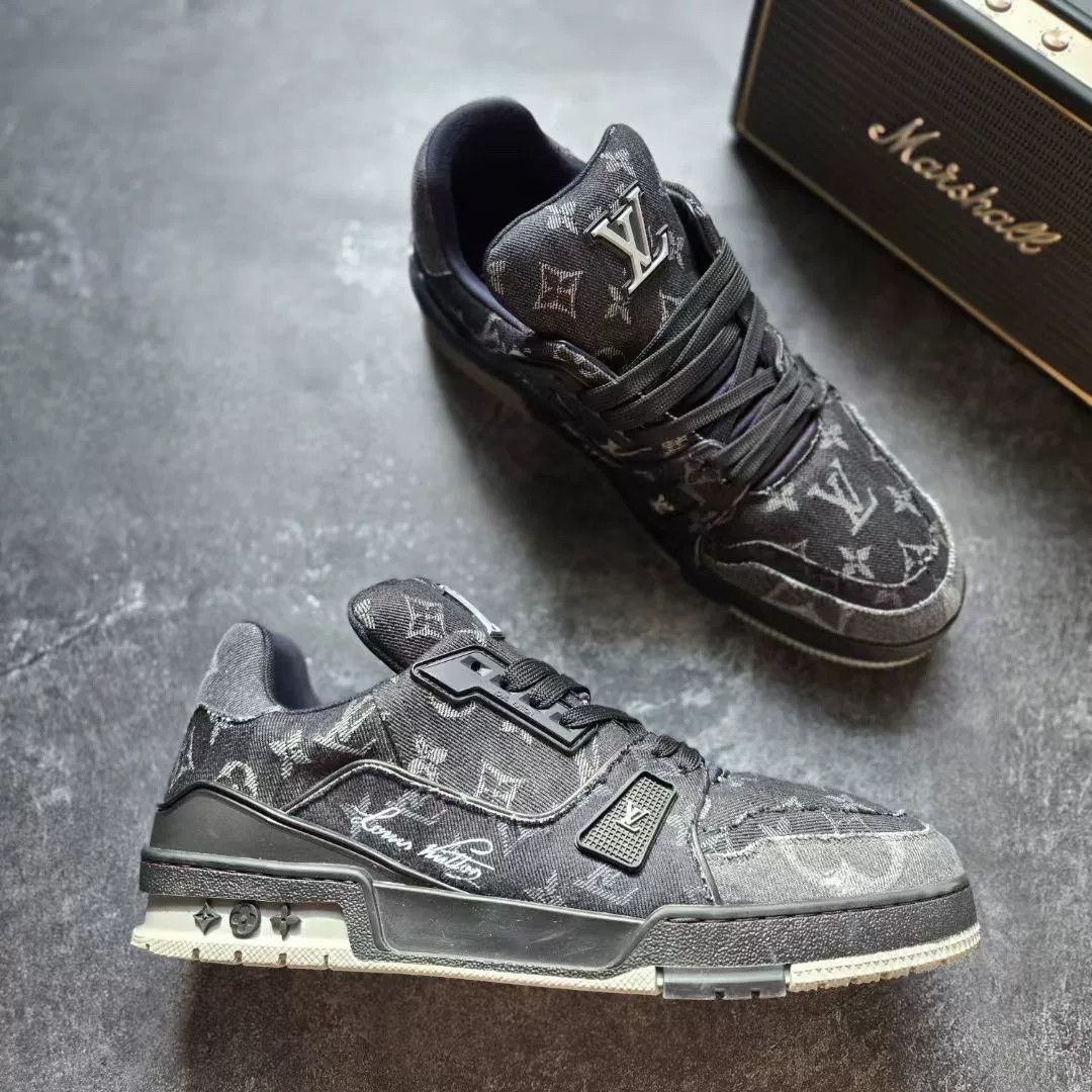 Louis Vuitton Louis Vuitton Training Gray Lowtop Sneakers 9 Men Size US 9 / EU 42 - 5 Thumbnail