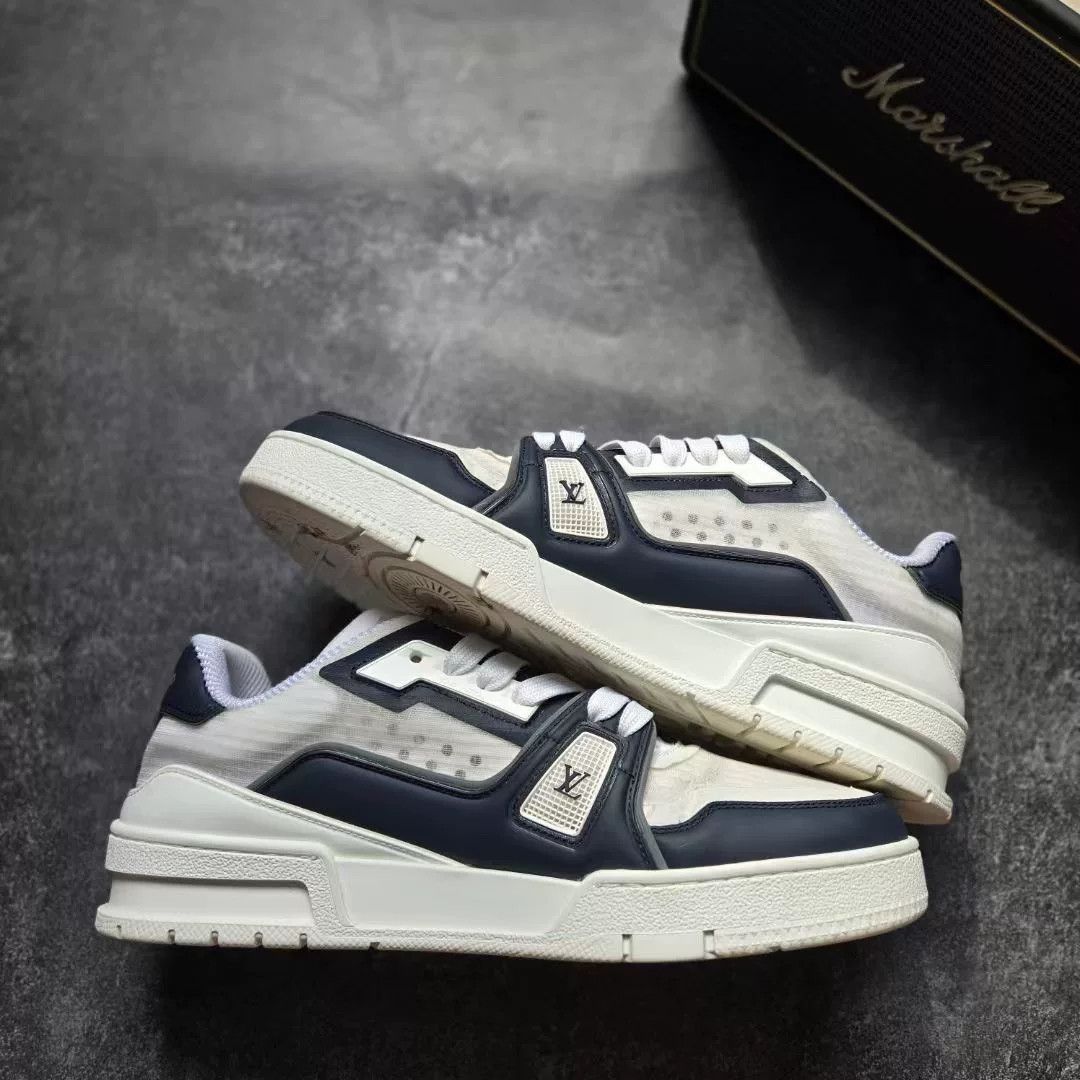 Louis Vuitton Louis Vuitton Training Blue Lowtop Sneakers 40 Men Size US 7.5 / EU 40-41 - 2 Thumbnail