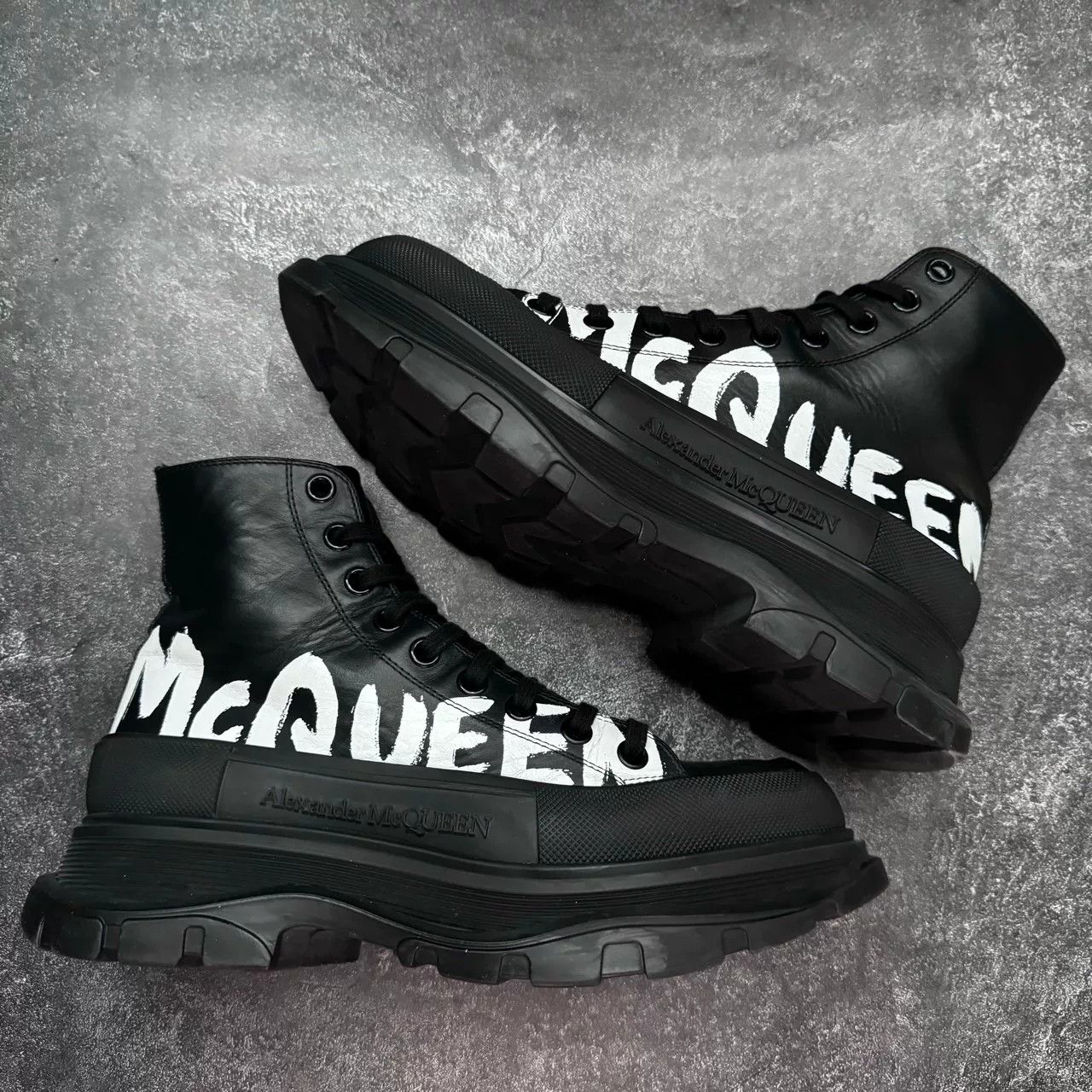 Alexander McQueen Alexander McQueen Graphic Boots 41 Men Size US 8.5 / EU 41-42 - 5 Thumbnail