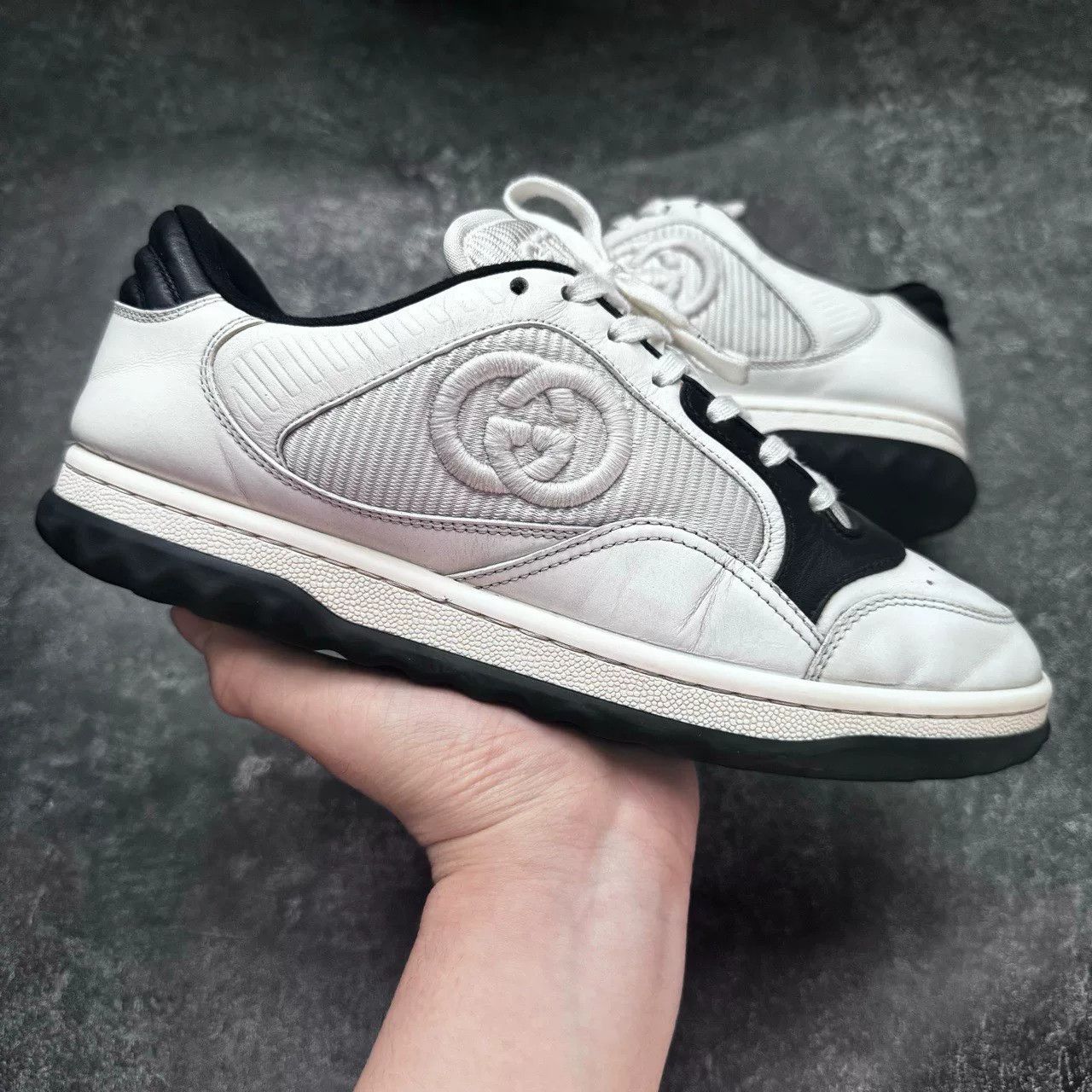 Gucci Gucci Distressed Black Lowtop Sneakers 6.5 Men Size US 6.5 / EU 39-40 - 2 Thumbnail
