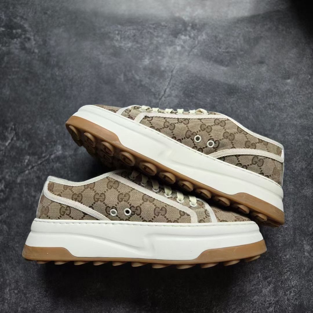 Gucci Gucci Lowtop Sneakers 42 Men Size US 9 / EU 42 - 2 Thumbnail