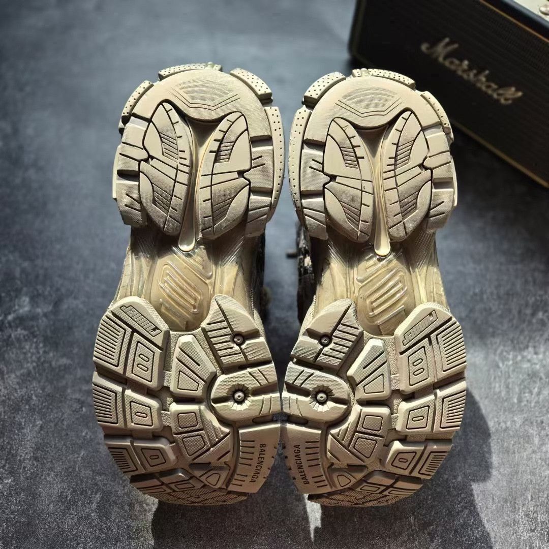 Balenciaga Balenciaga Running Gray Lowtop Sneakers 41 Men Size US 8.5 / EU 41-42 - 7 Thumbnail