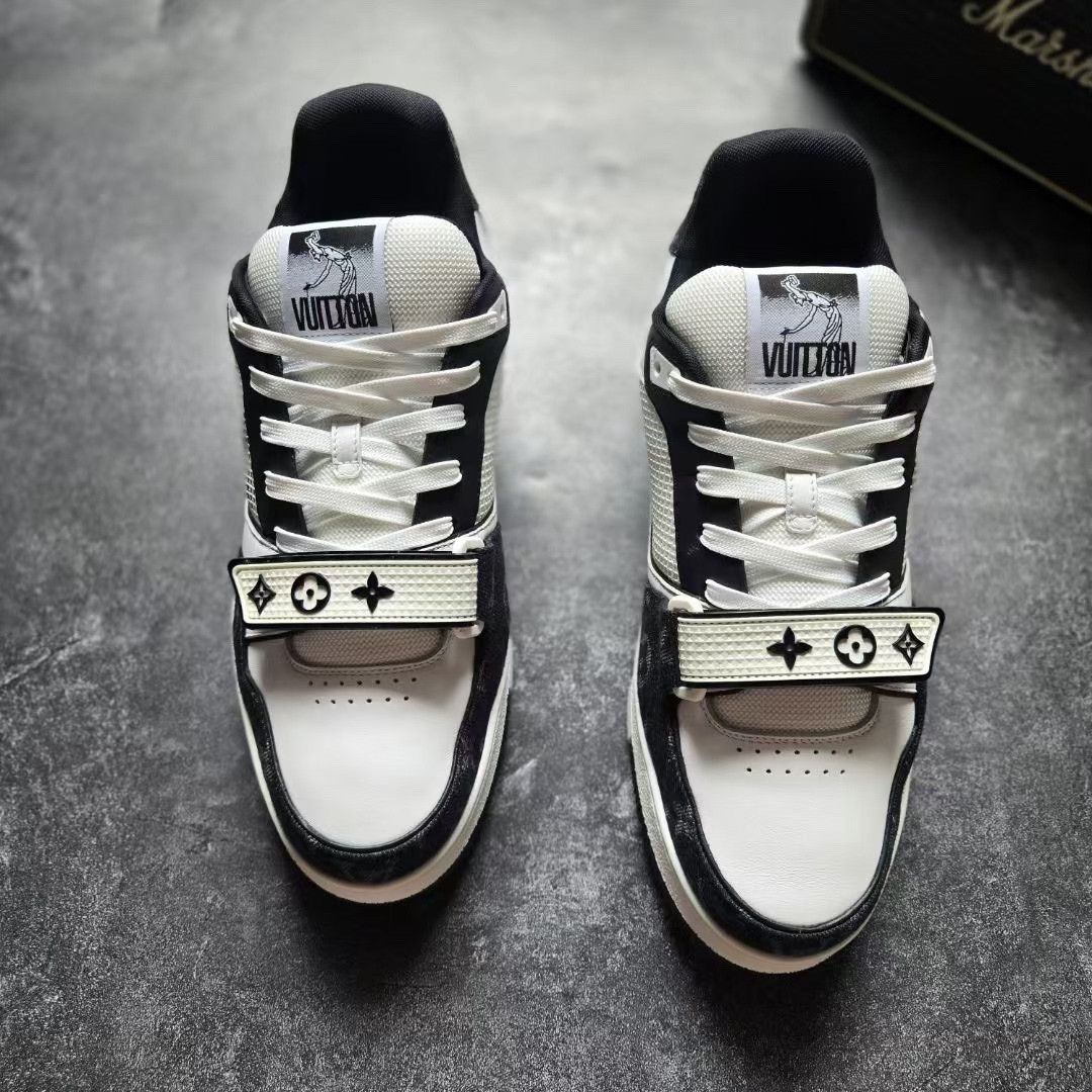 Louis Vuitton Louis Vuitton Training Black Lowtop Sneakers 42 Men Size US 9 / EU 42 - 3 Thumbnail