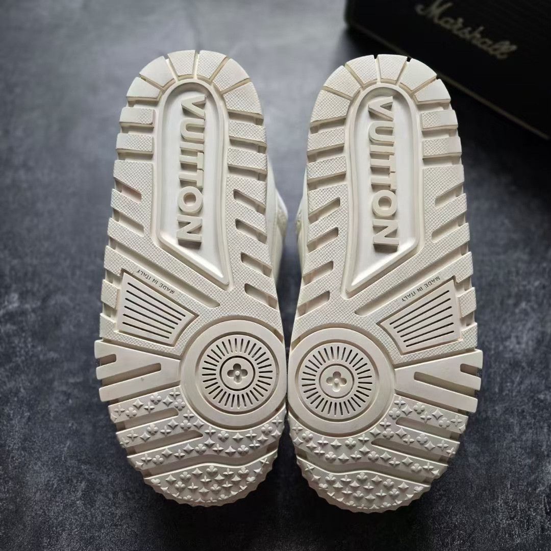 Louis Vuitton Louis Vuitton Training White Lowtop Sneakers 42 Men Size US 9 / EU 42 - 7 Thumbnail