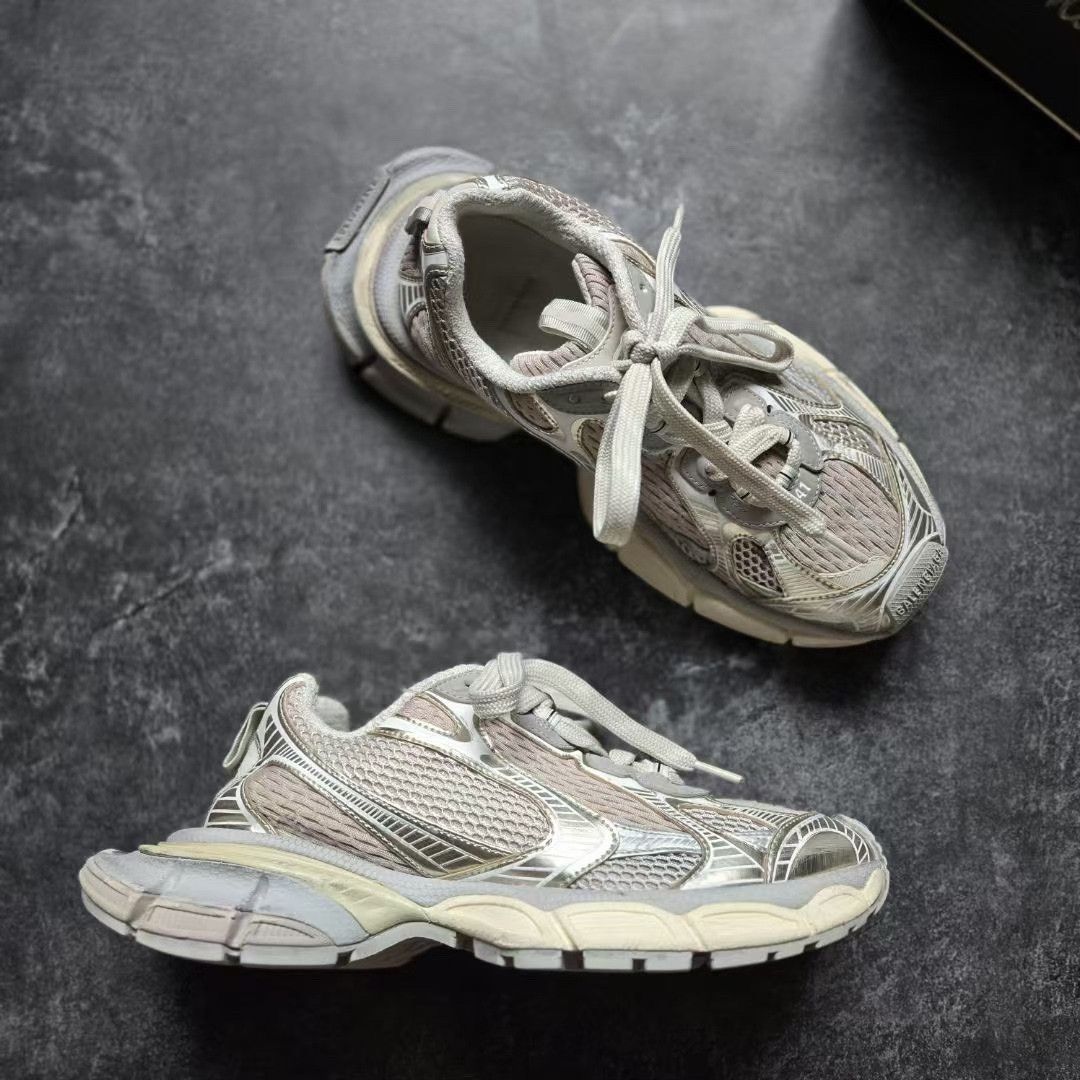 Balenciaga Balenciaga Beige Lowtop Sneakers XXXL Men Size US 10 / EU 43 - 5 Thumbnail