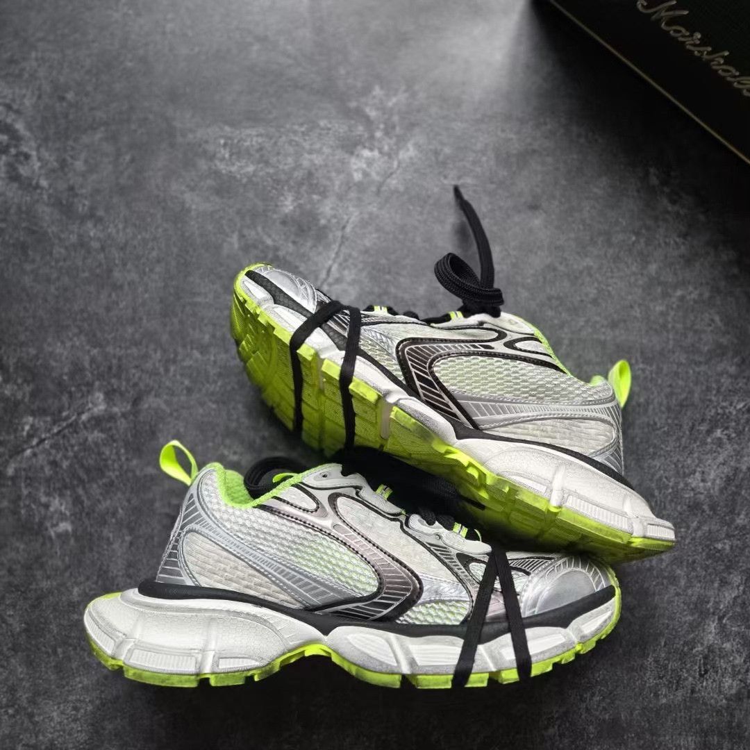 Balenciaga Balenciaga Green Lowtop Sneakers XXXL Men Size US 10 / EU 43 - 2 Thumbnail