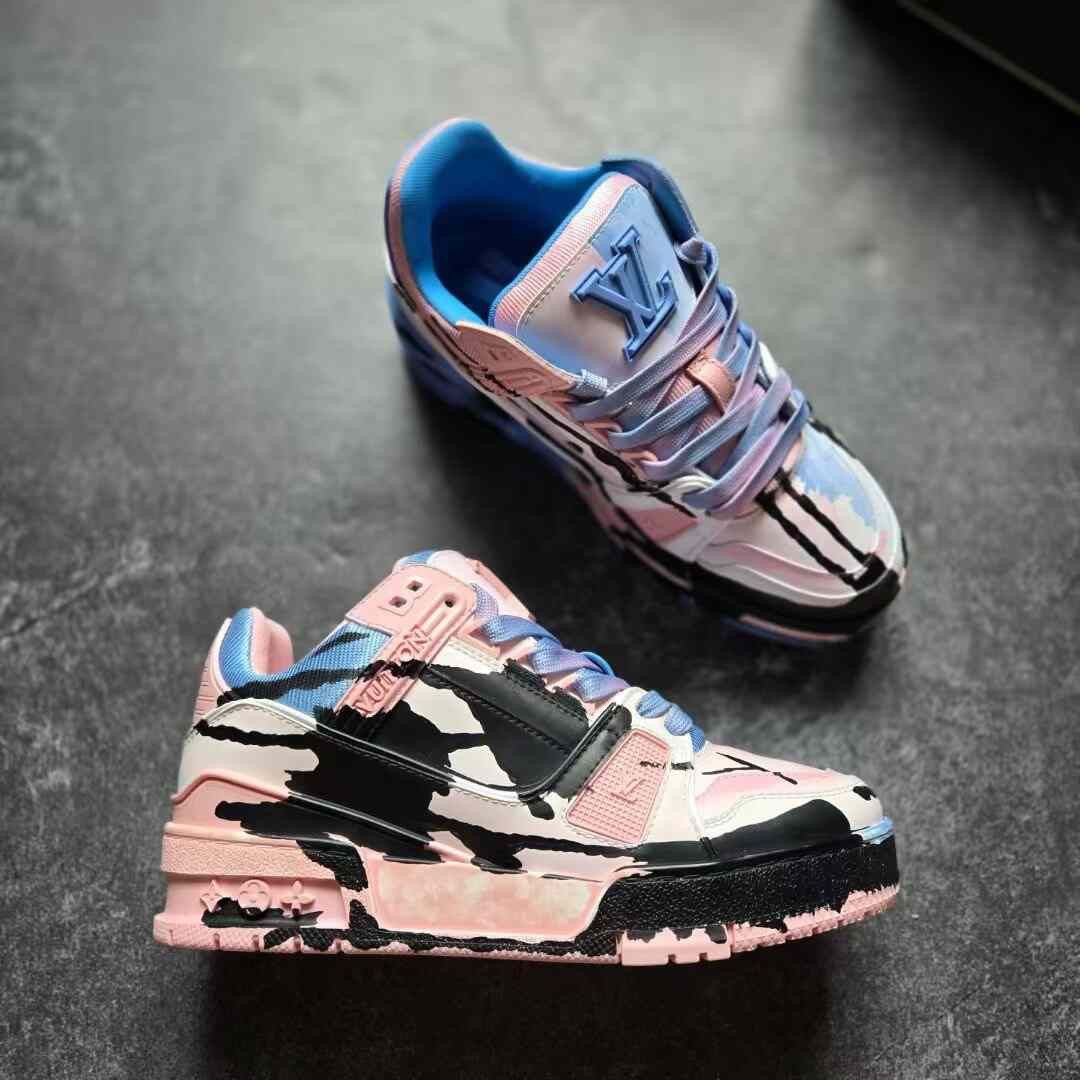 Louis Vuitton Louis Vuitton Training Pink Lowtop Sneakers 35 Women Size US 5 / IT 35 - 5 Thumbnail