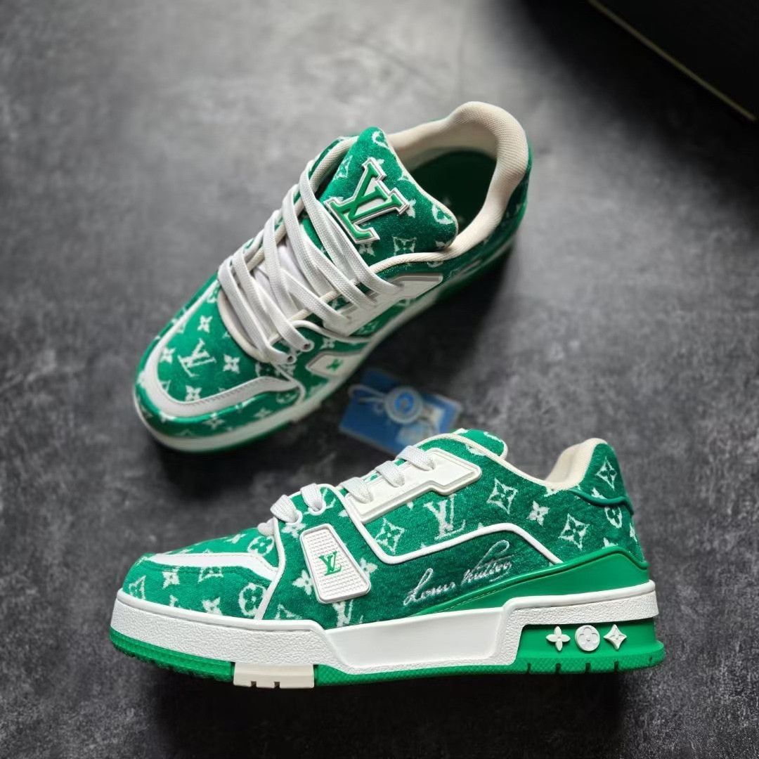 Louis Vuitton Louis Vuitton Training Green Lowtop Sneakers 38 Women Size US 7.5 / IT 37.5 - 4 Thumbnail