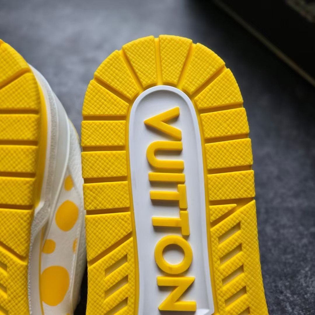 Louis Vuitton Louis Vuitton Training Yellow Lowtop Sneakers 9.5 Men Size US 9.5 / EU 42-43 - 8 Thumbnail