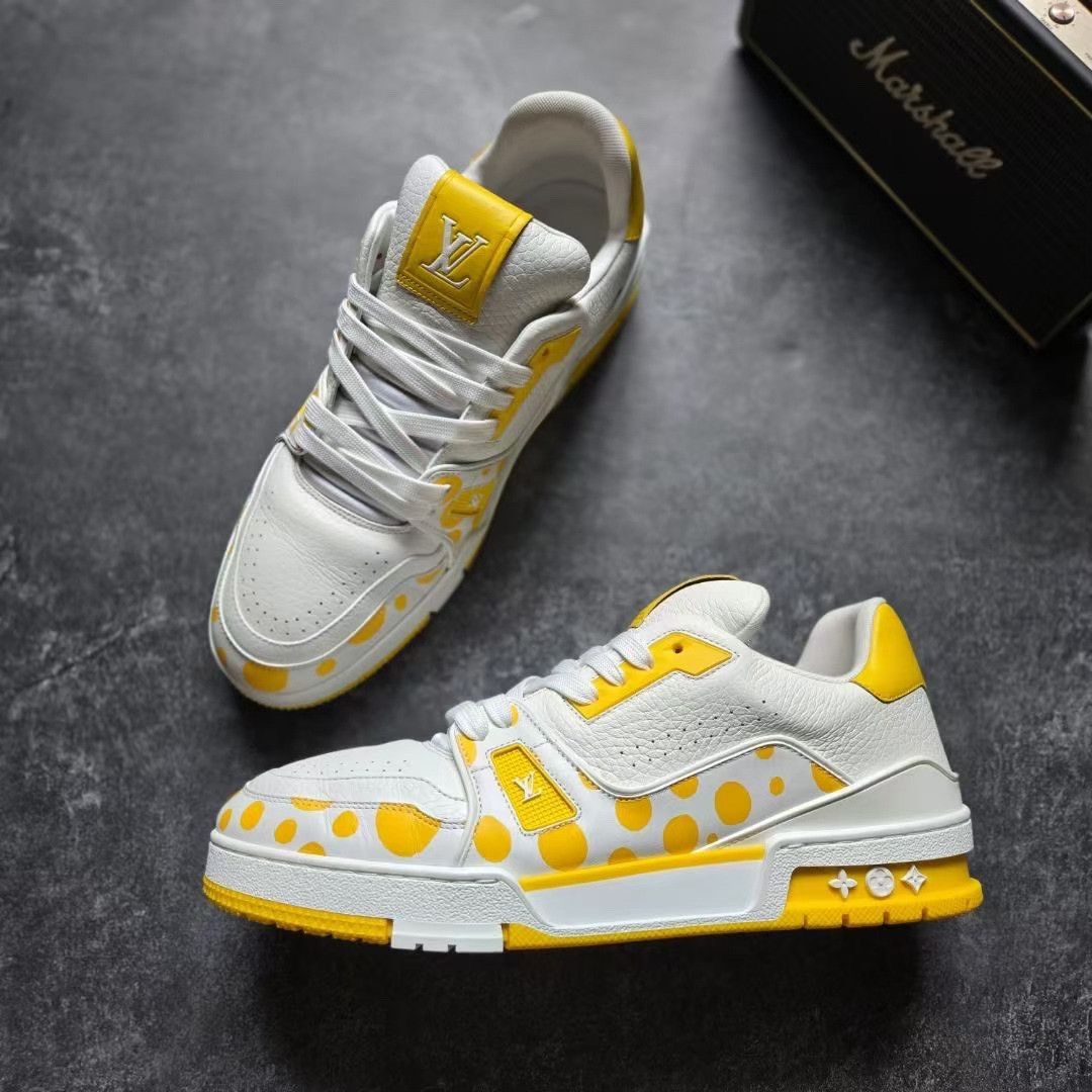 Louis Vuitton Louis Vuitton Training Yellow Lowtop Sneakers 9.5 Men Size US 9.5 / EU 42-43 - 4 Thumbnail