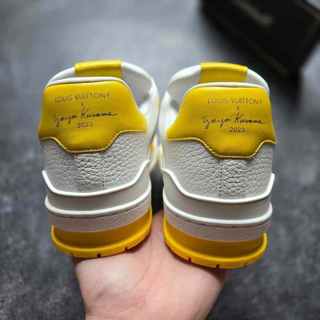 Louis Vuitton Louis Vuitton Training Yellow Lowtop Sneakers 9.5 Men Size US 9.5 / EU 42-43 - 6 Thumbnail