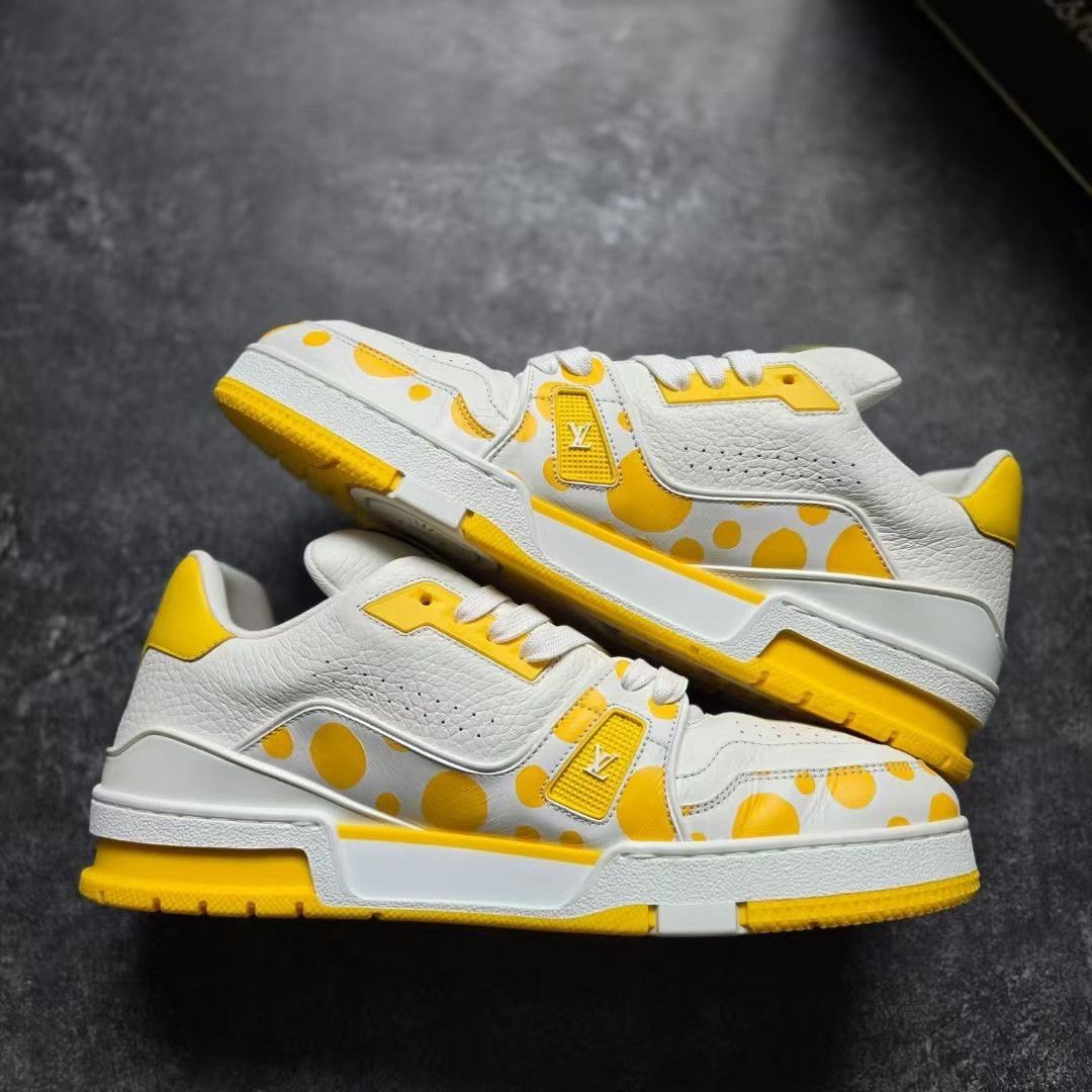 Louis Vuitton Louis Vuitton Training Yellow Lowtop Sneakers 9.5 Men Size US 9.5 / EU 42-43 - 2 Thumbnail